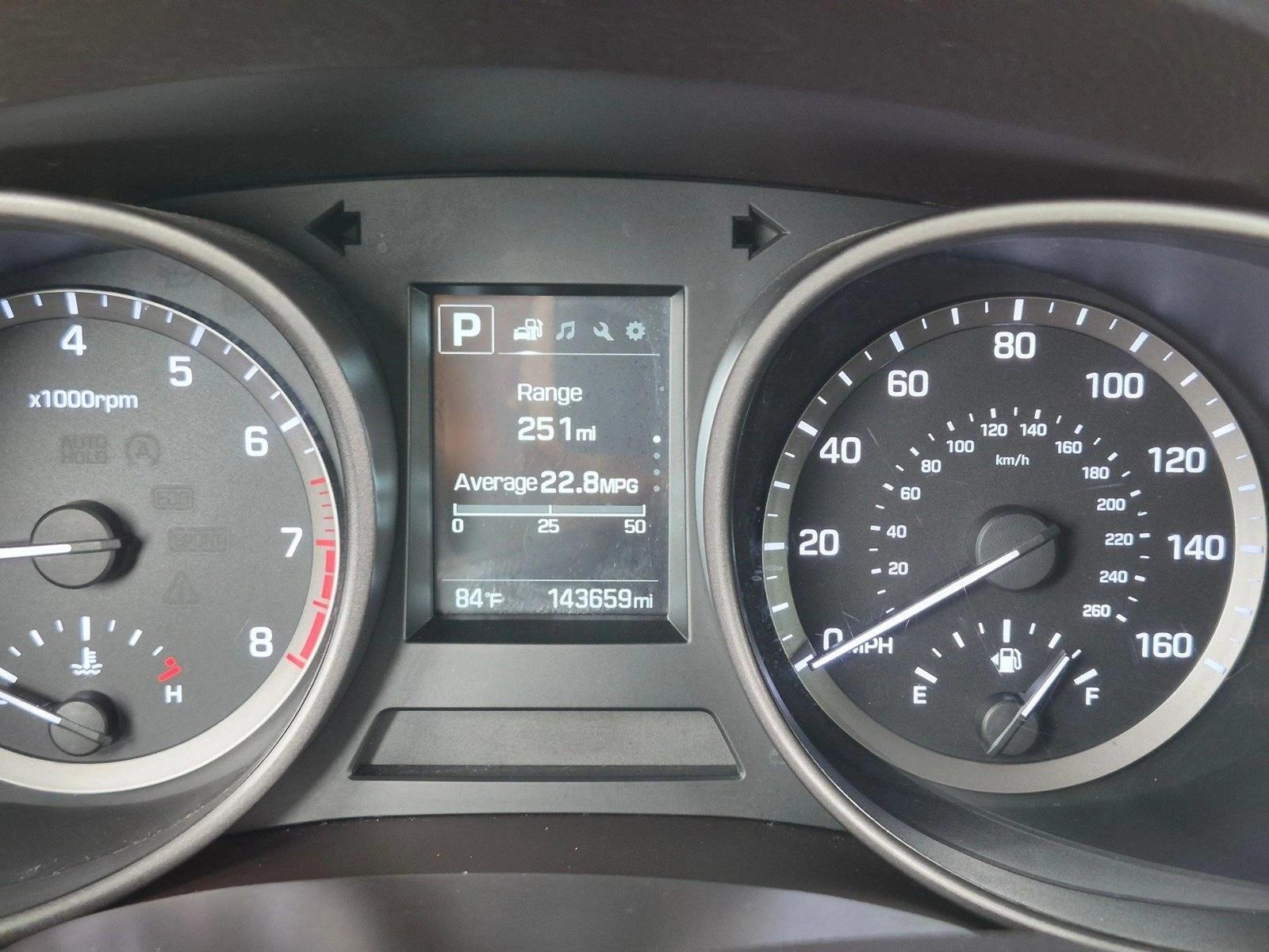 Used 2017 Marlin Blue Hyundai 2.4L image 10