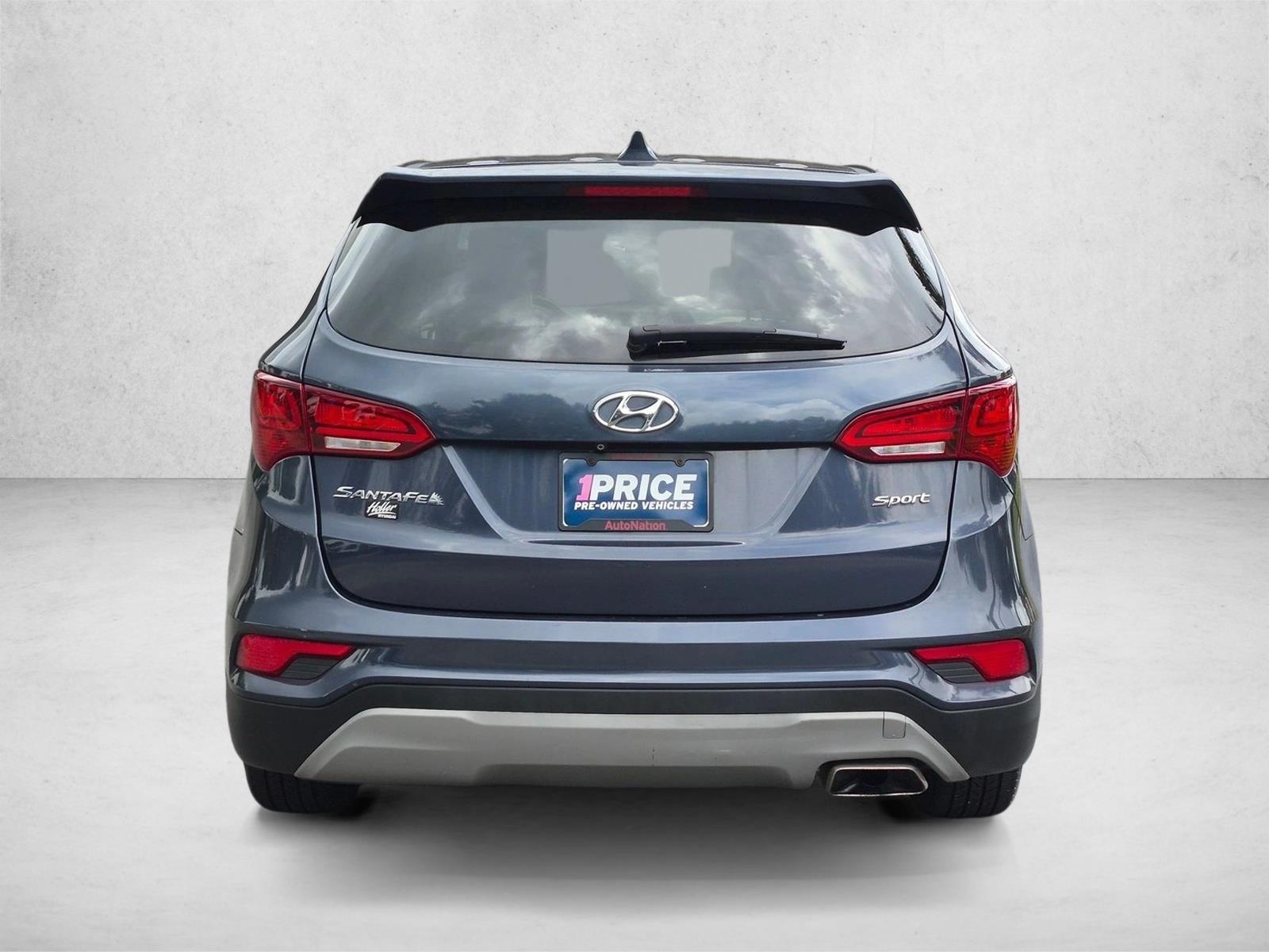 Used 2017 Marlin Blue Hyundai 2.4L image 6