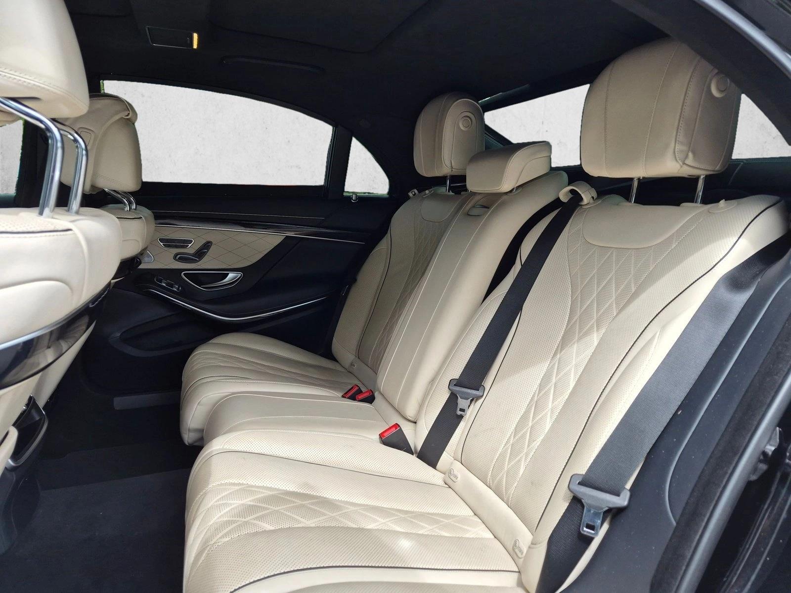 Used 2019 Obsidian Black Metallic Mercedes-Benz S 560 image 16