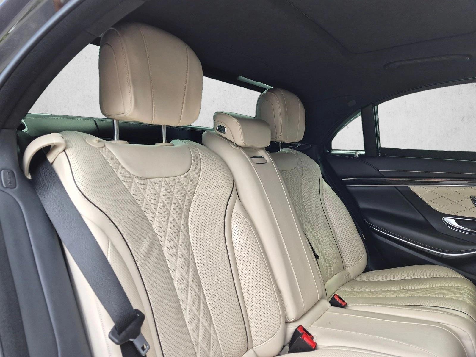 Used 2019 Obsidian Black Metallic Mercedes-Benz S 560 image 17