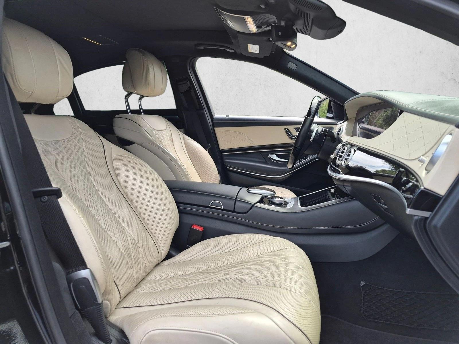 Used 2019 Obsidian Black Metallic Mercedes-Benz S 560 image 18