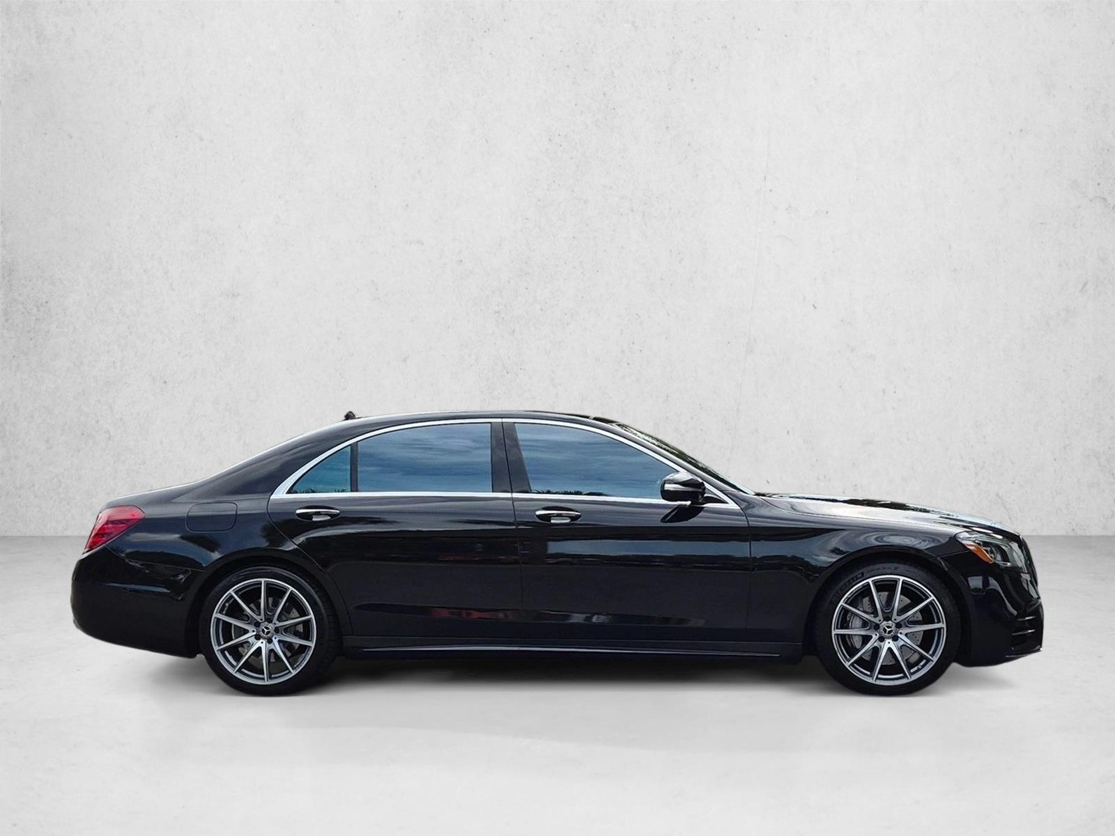 Used 2019 Obsidian Black Metallic Mercedes-Benz S 560 image 4