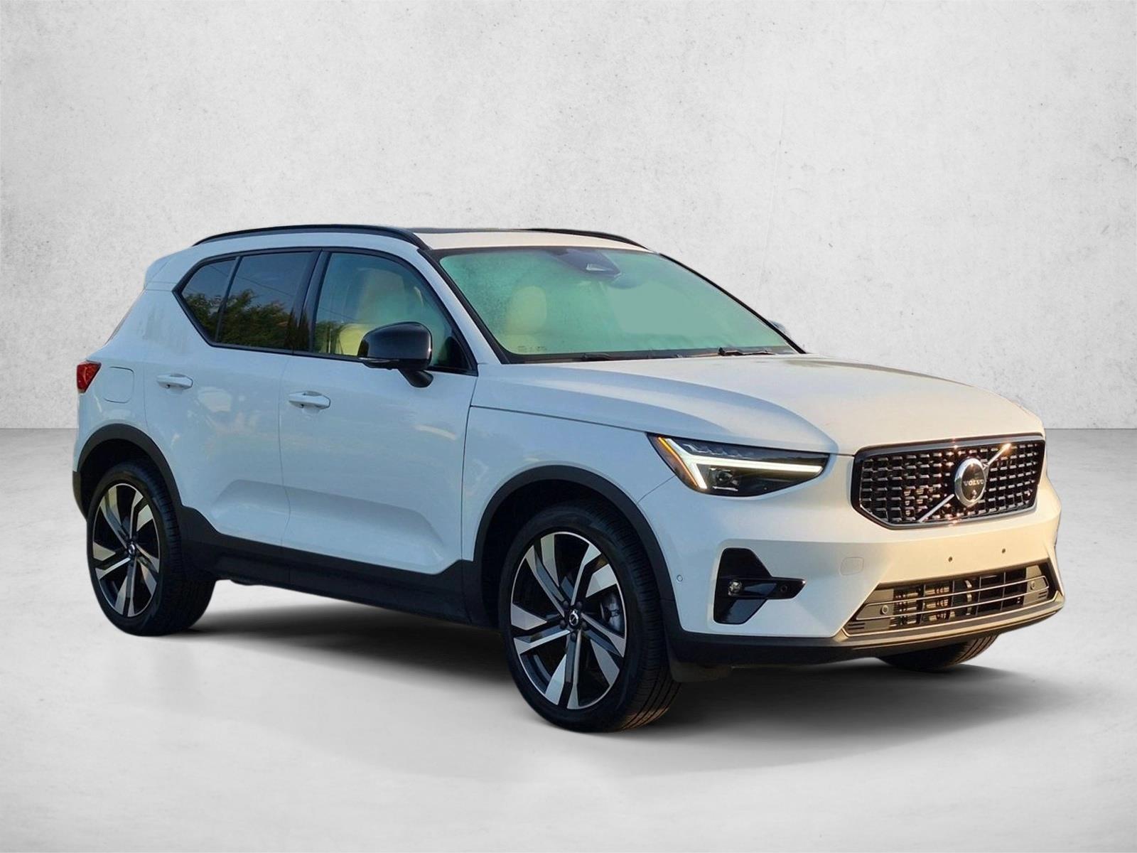 Used 2026 Crystal White Volvo Ultra image 3