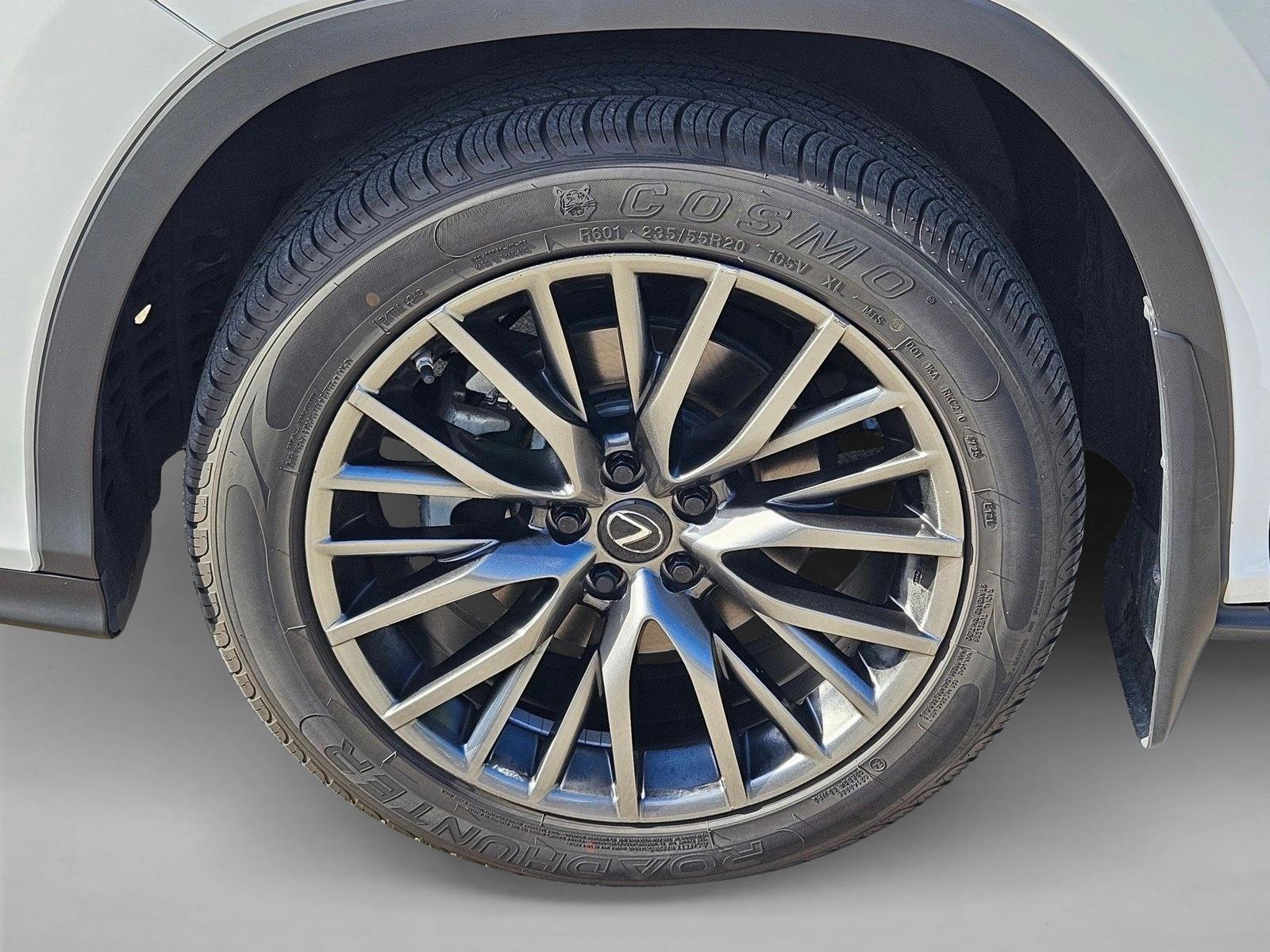 Used 2022 Ultra White Lexus RX 350 F SPORT Handling image 23