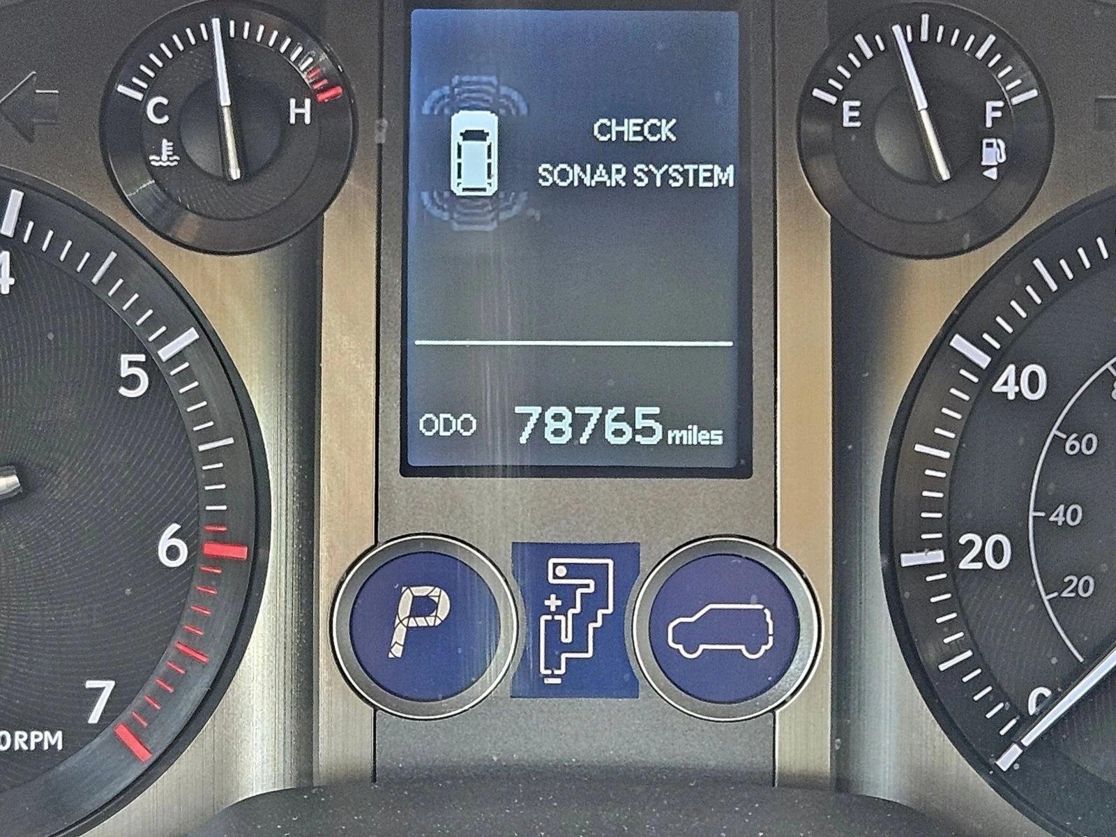 Used 2019 Silver Lining Metallic Lexus GX 460 image 11