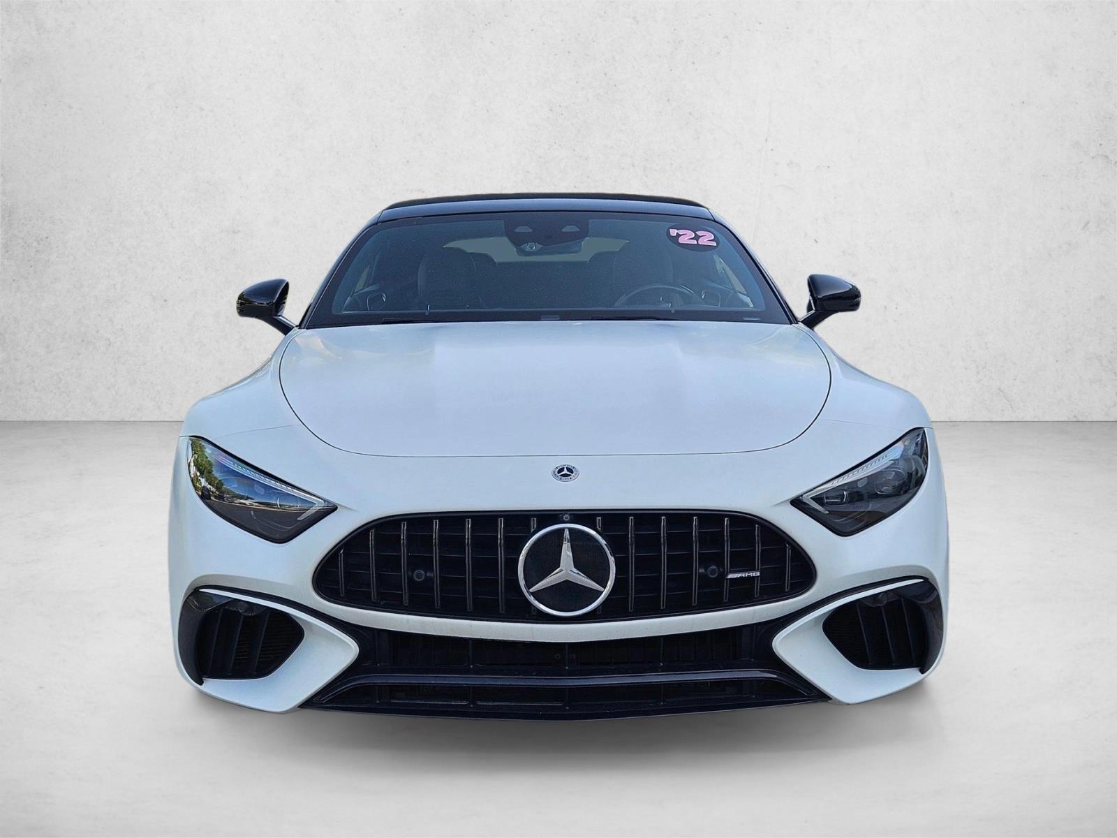 Used 2022 Manufaktur Moonlight White Magno Mercedes-Benz AMG® SL 63 image 2