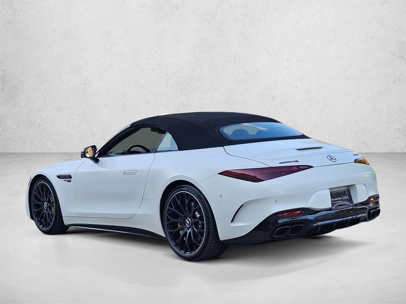 Used 2022 Manufaktur Moonlight White Magno Mercedes-Benz AMG® SL 63 image 8