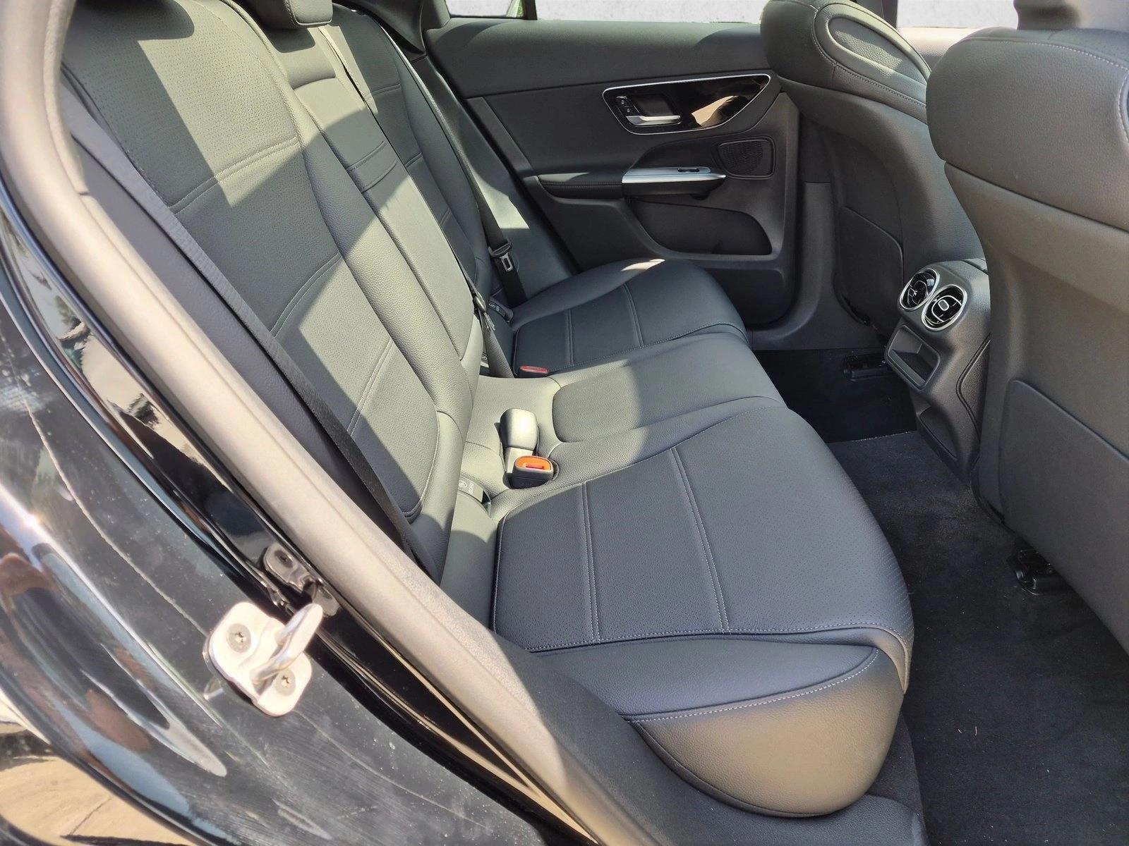 Used 2026 Black Mercedes-Benz GLC 300 image 19