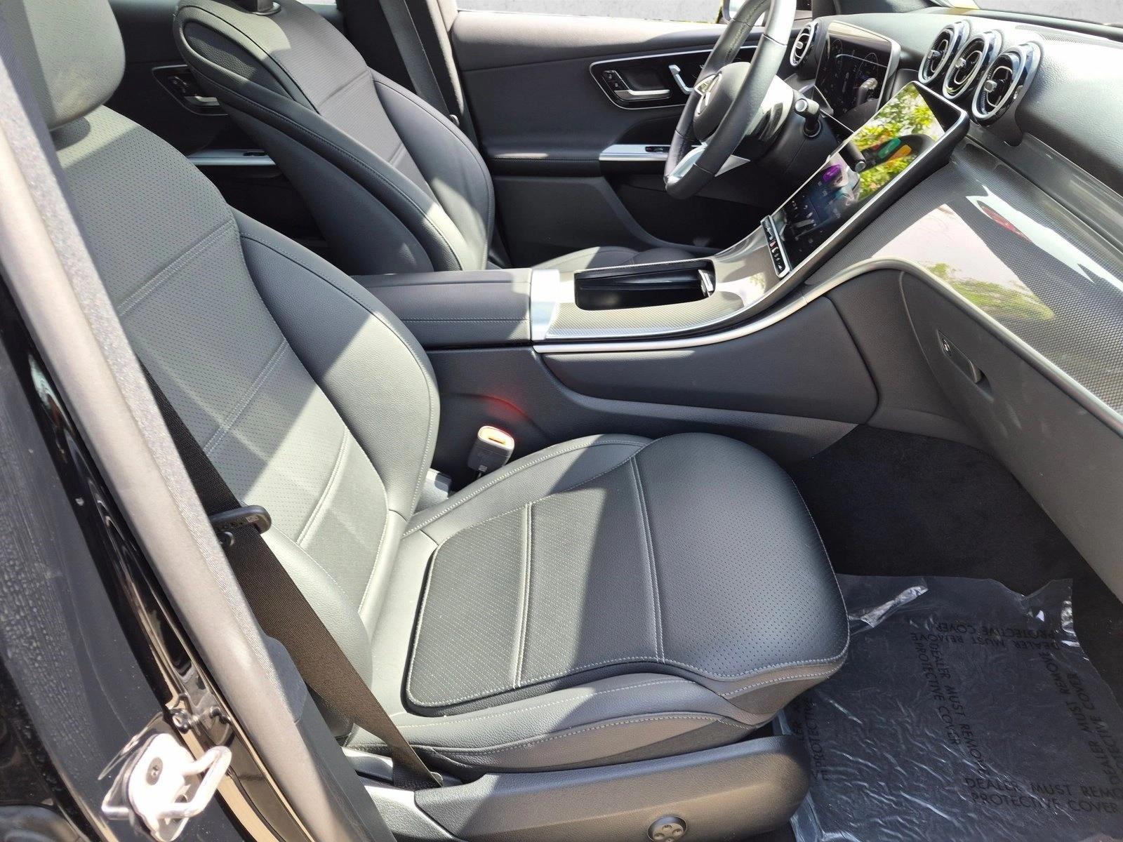 Used 2026 Black Mercedes-Benz GLC 300 image 20