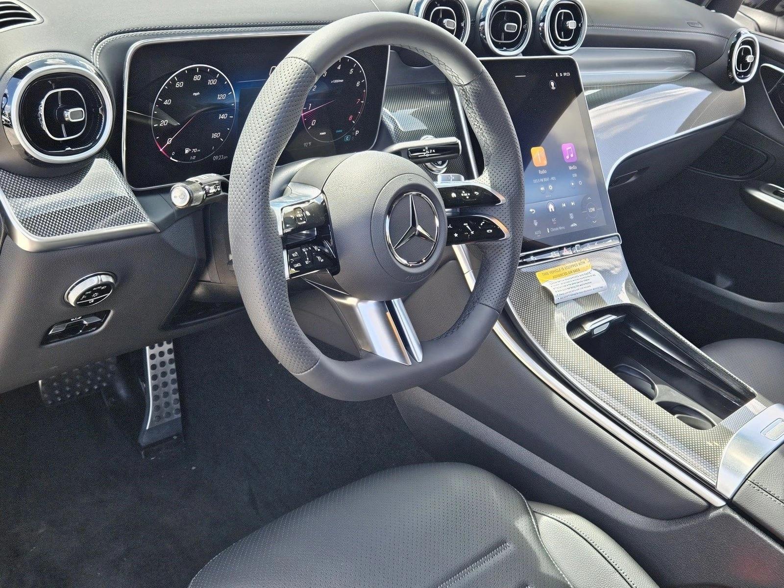 Used 2026 Black Mercedes-Benz GLC 300 image 3