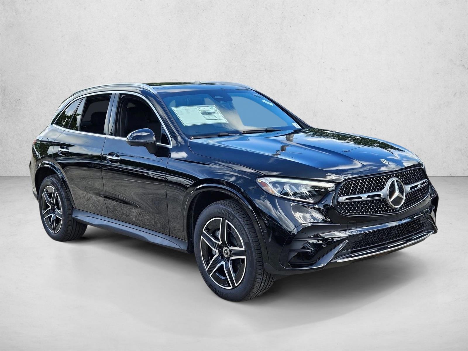 Used 2026 Black Mercedes-Benz GLC 300 image 7