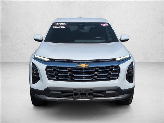 View vehicle photo 3