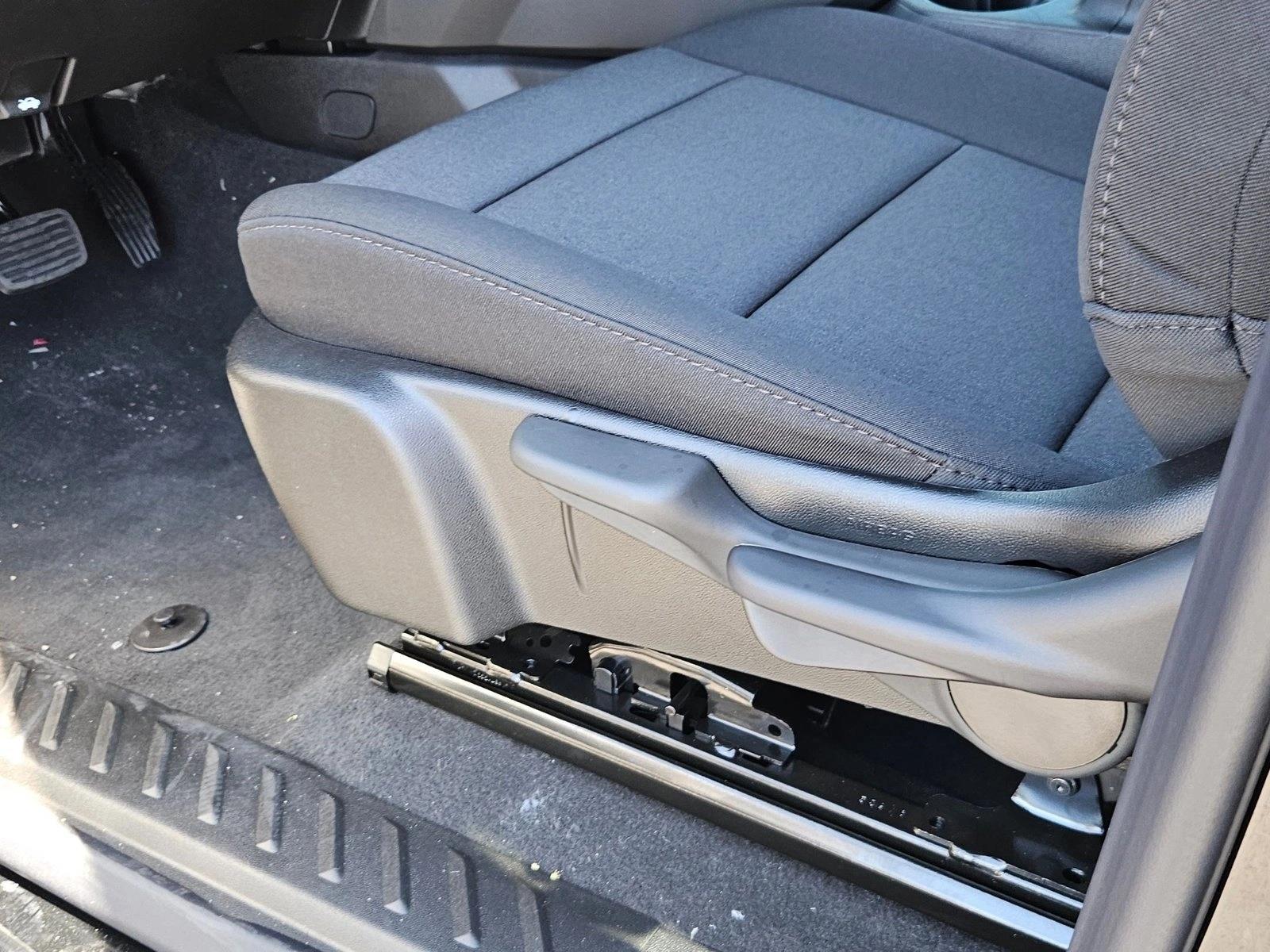 Thumbnail: 2026 Chevrolet Colorado - 4