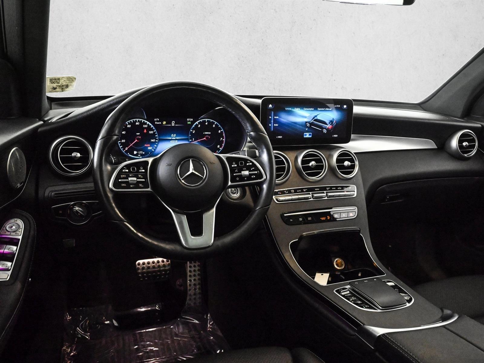 Thumbnail: 2021 Mercedes-Benz GLC - 3