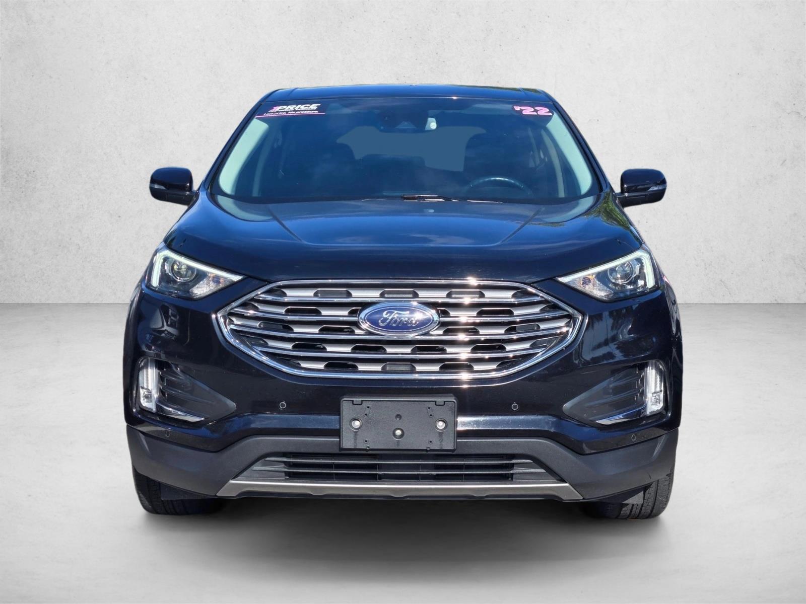 Used 2022 Agate Black Metallic Ford Titanium image 2