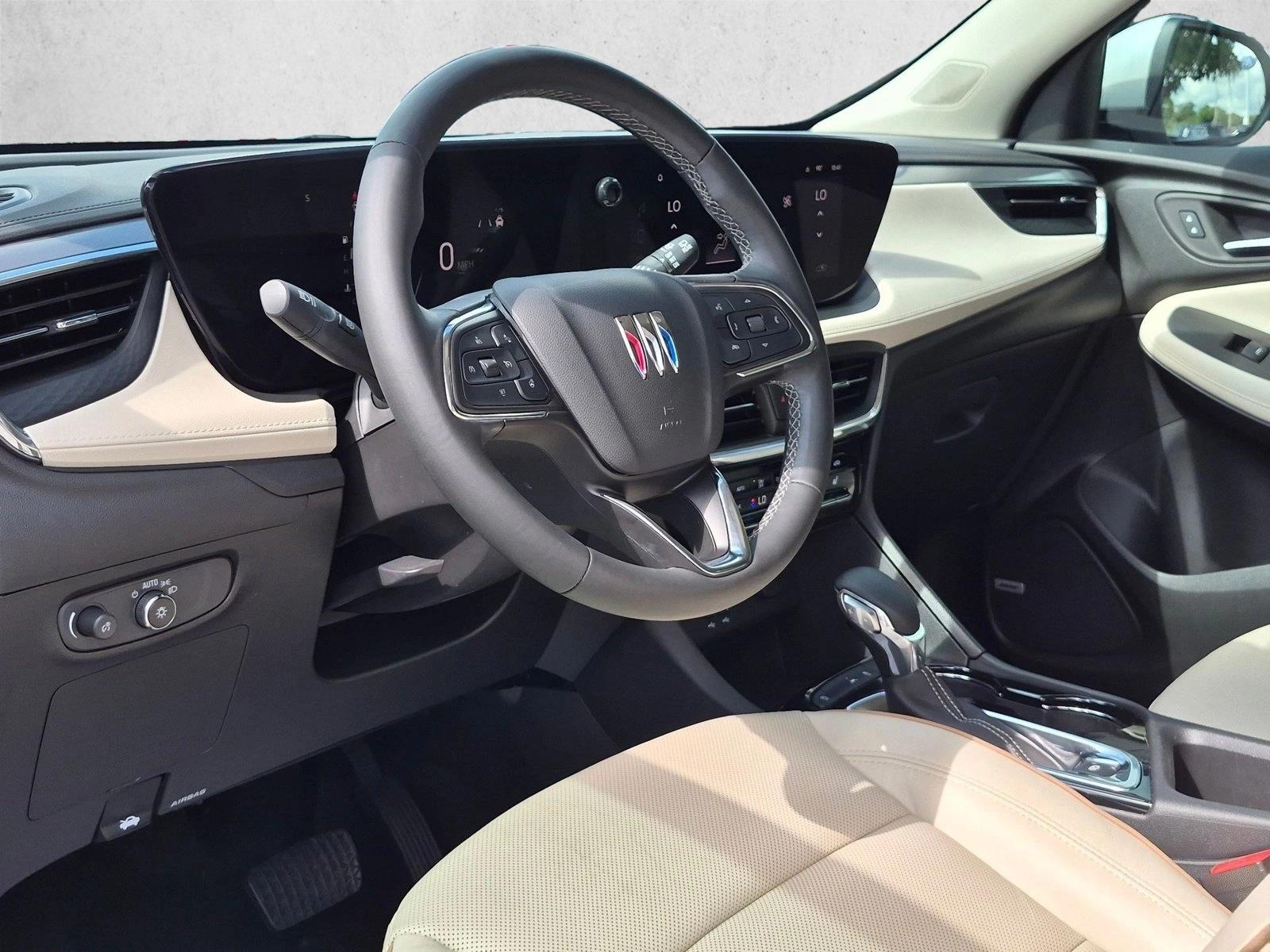 Used 2026 White Frost Tricoat Buick Avenir image 10