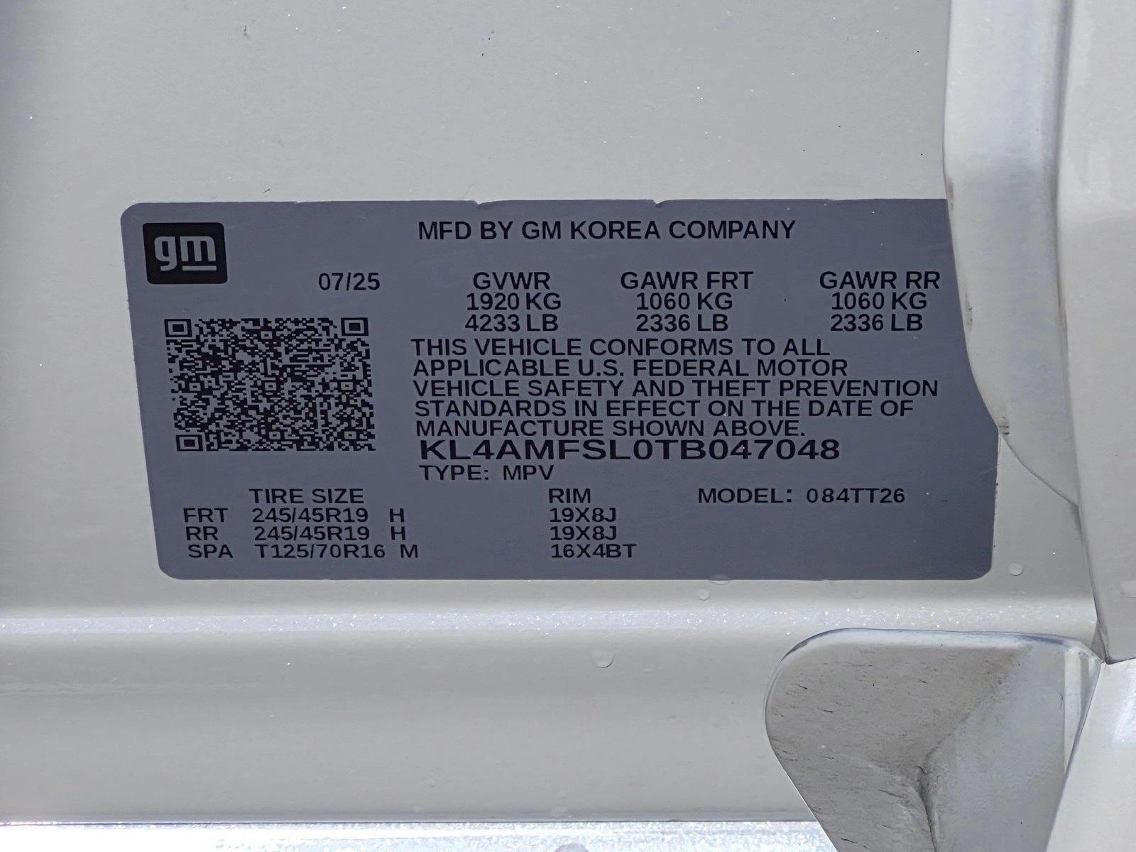 Used 2026 White Frost Tricoat Buick Avenir image 24