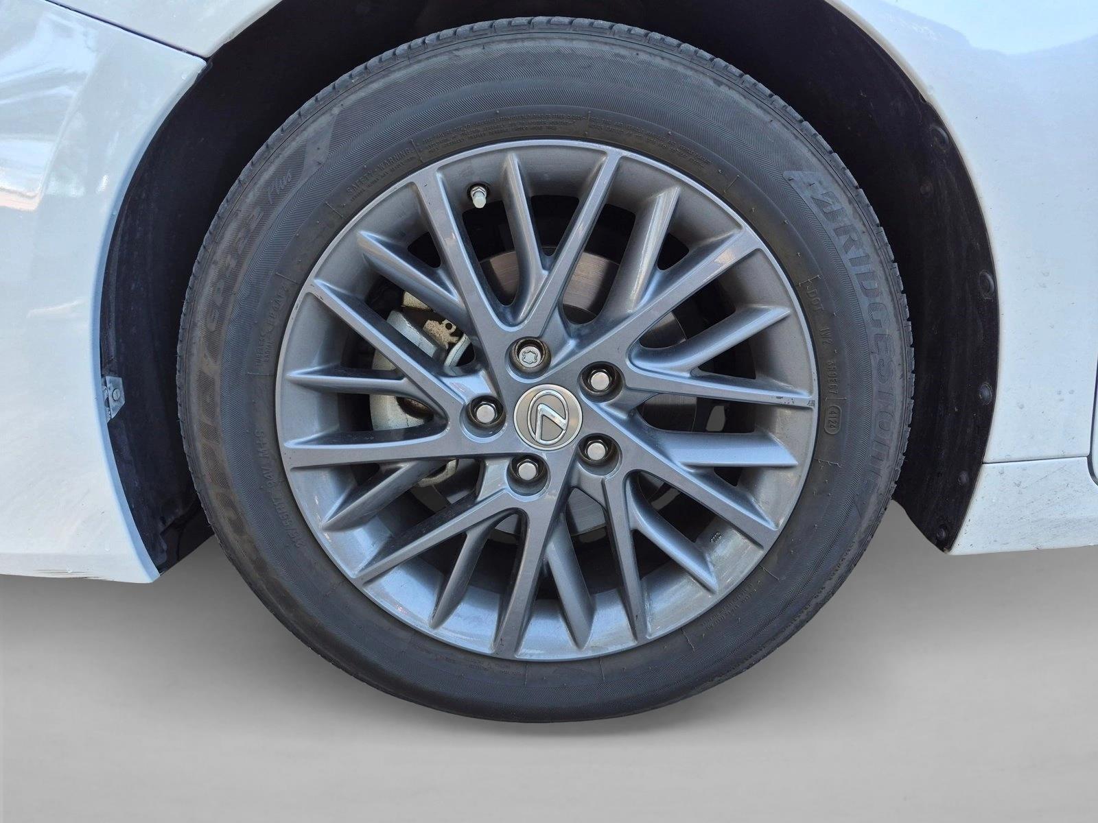Used 2018 Eminent White Pearl Lexus ES 350 image 18