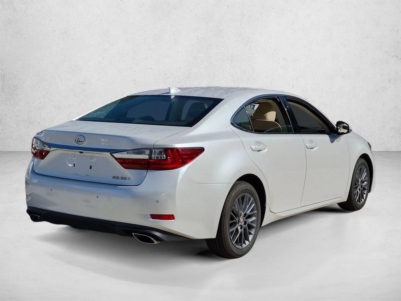 Used 2018 Eminent White Pearl Lexus ES 350 image 5