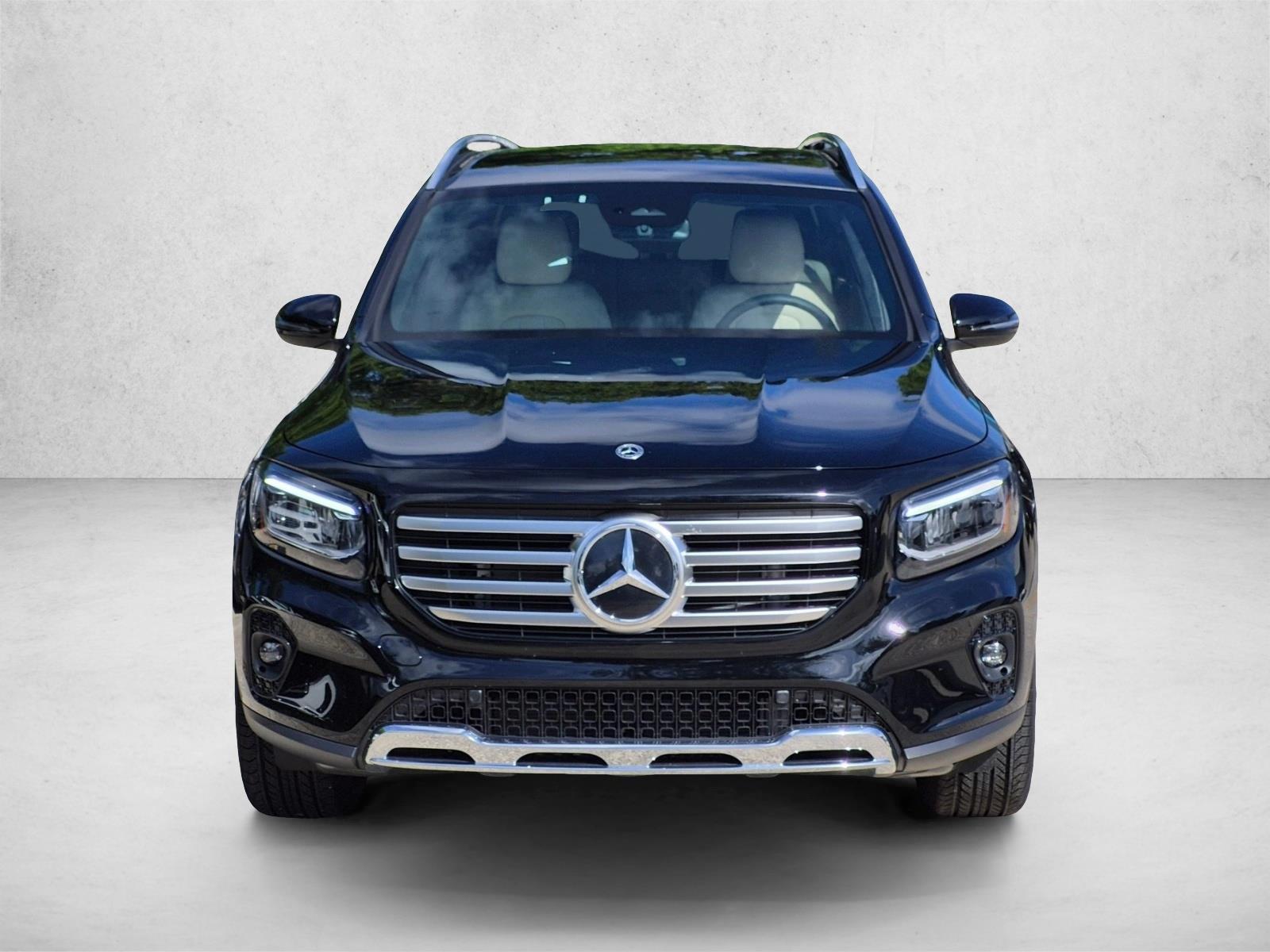 Used 2026 Night Black Mercedes-Benz GLB 250 image 2