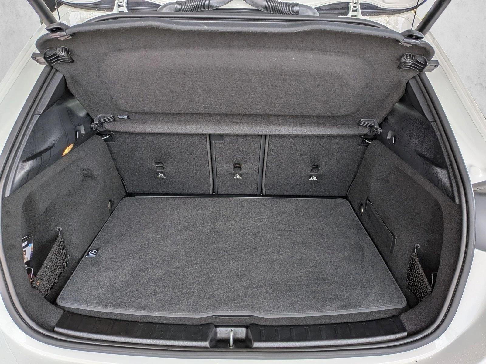 Used 2026 Polar White Mercedes-Benz GLA 250 image 5