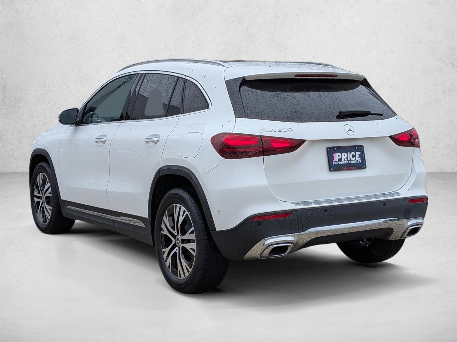 Used 2026 Polar White Mercedes-Benz GLA 250 image 7