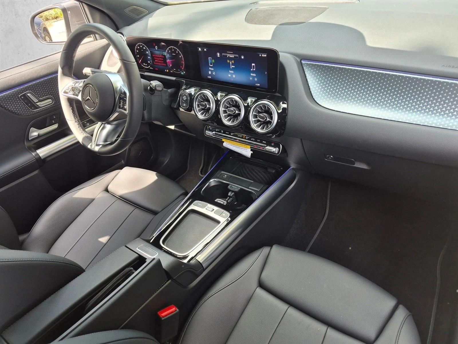 Used 2026 Mountain Grey Metallic Mercedes-Benz GLA 250 image 18