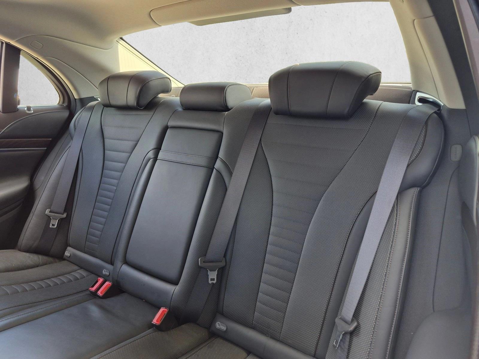 Used 2019 Iridium Silver Metallic Mercedes-Benz S 560 image 14