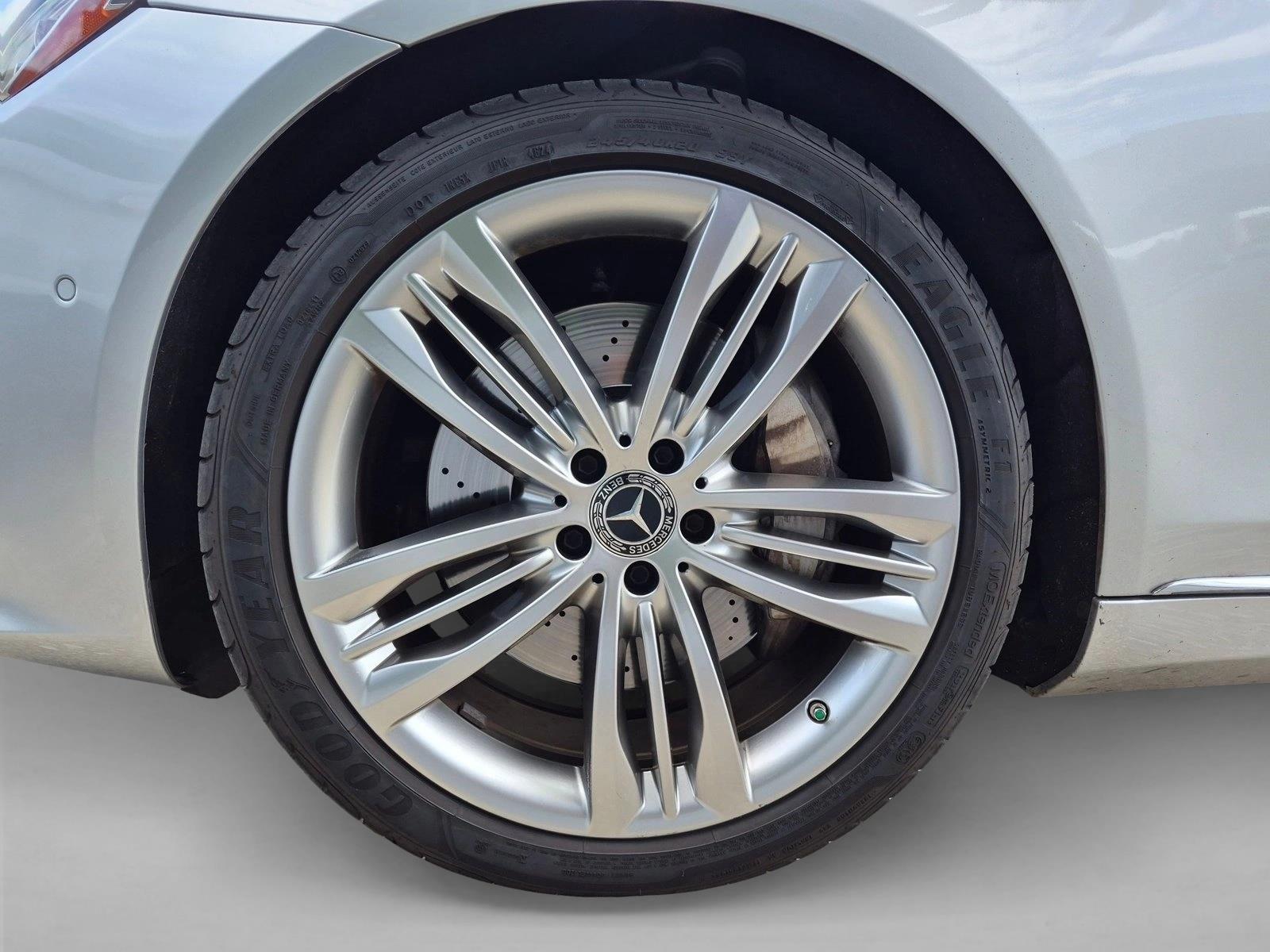 Used 2019 Iridium Silver Metallic Mercedes-Benz S 560 image 16