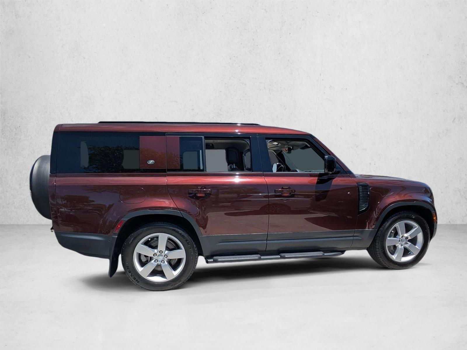 Used 2023 Burgandy Land Rover First Edition image 4
