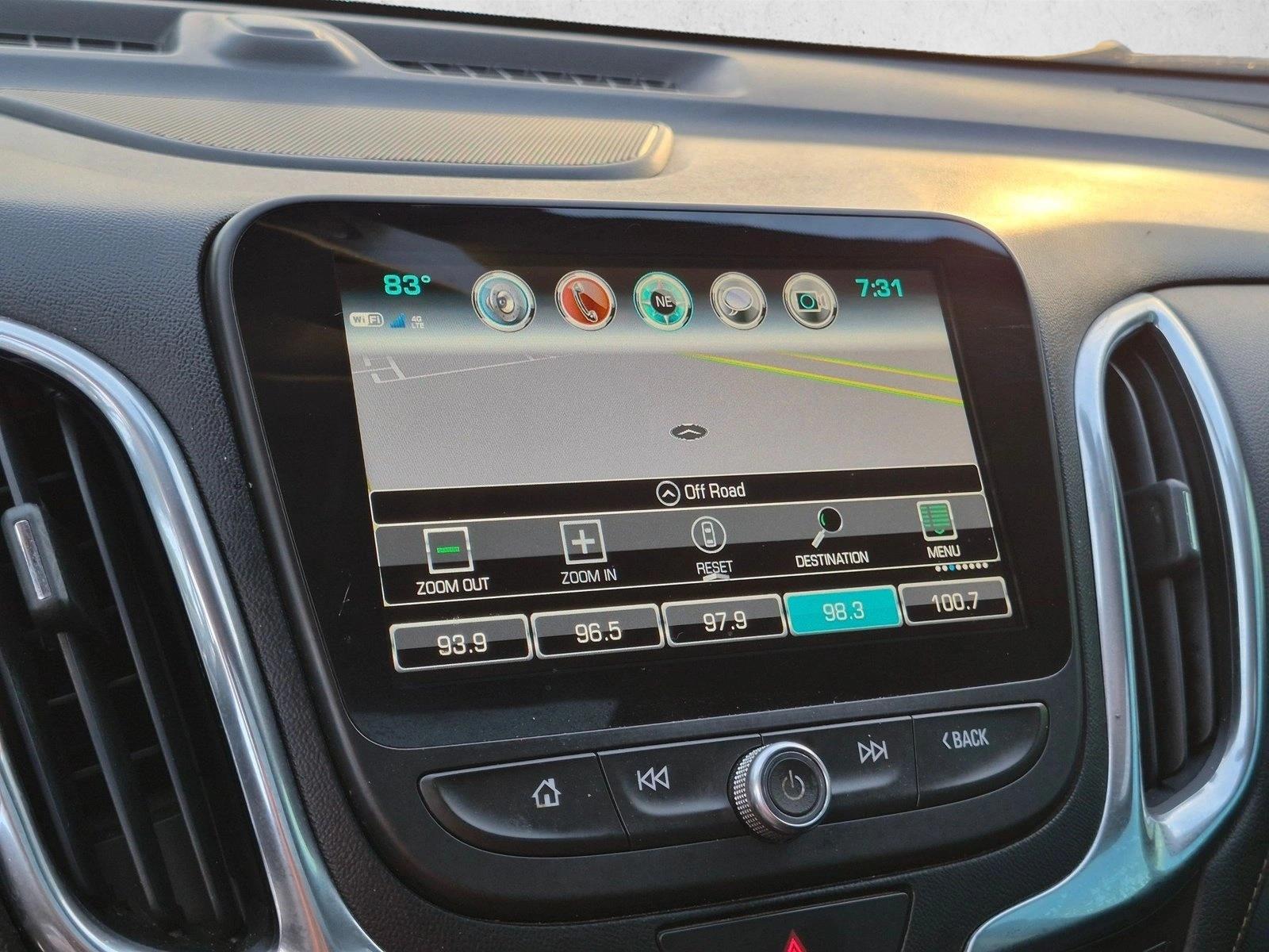 Used 2018 Iridescent Pearl Tricoat Chevrolet Premier image 13