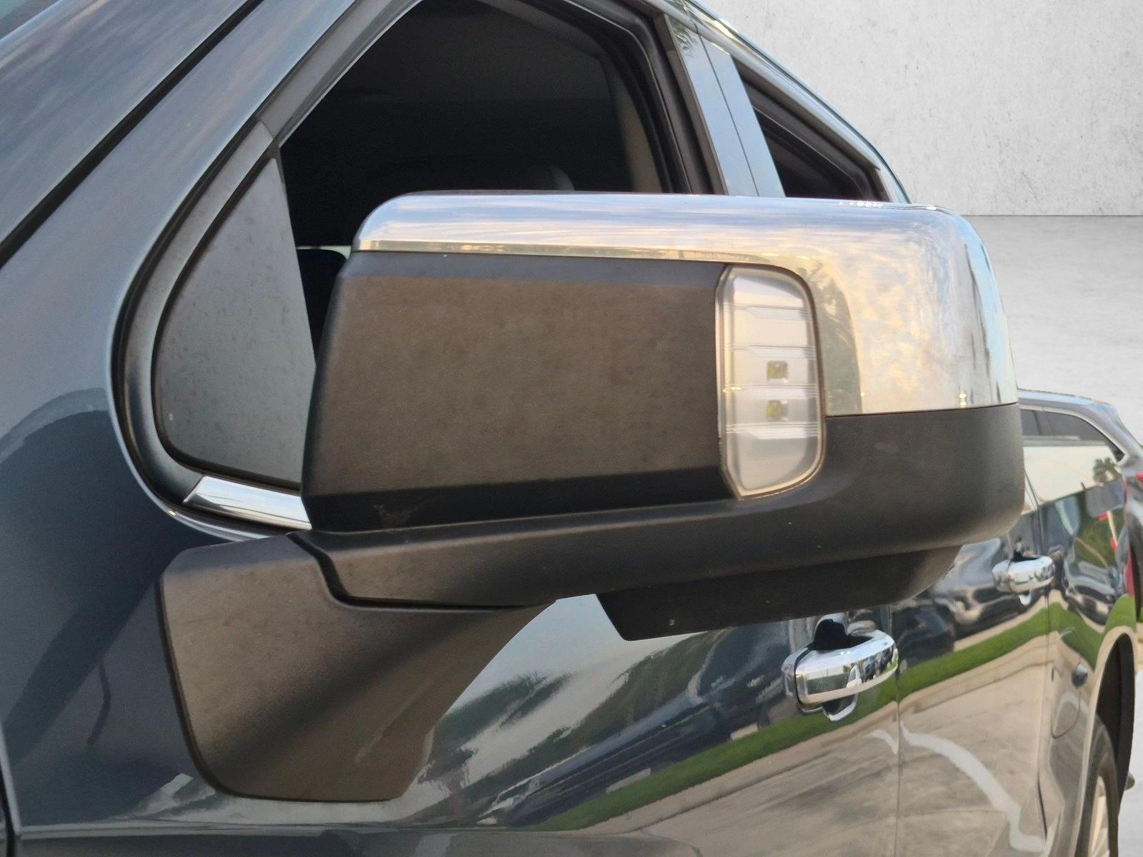 Used 2019 Shadow Gray Metallic Chevrolet LTZ image 11