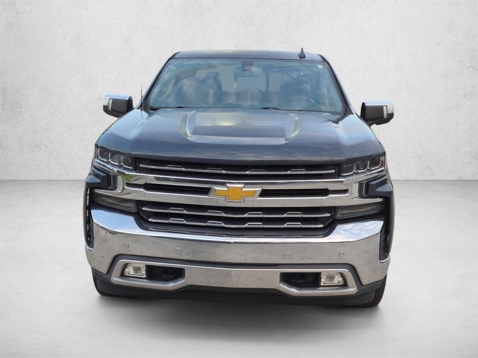 Used 2019 Shadow Gray Metallic Chevrolet LTZ image 2