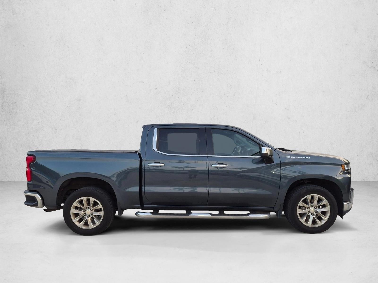 Used 2019 Shadow Gray Metallic Chevrolet LTZ image 4