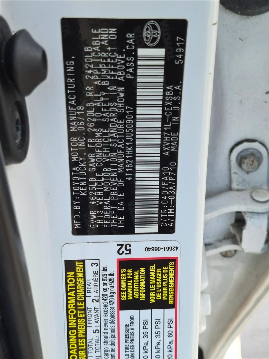 Used 2018 Super White Toyota Hybrid SE image 21