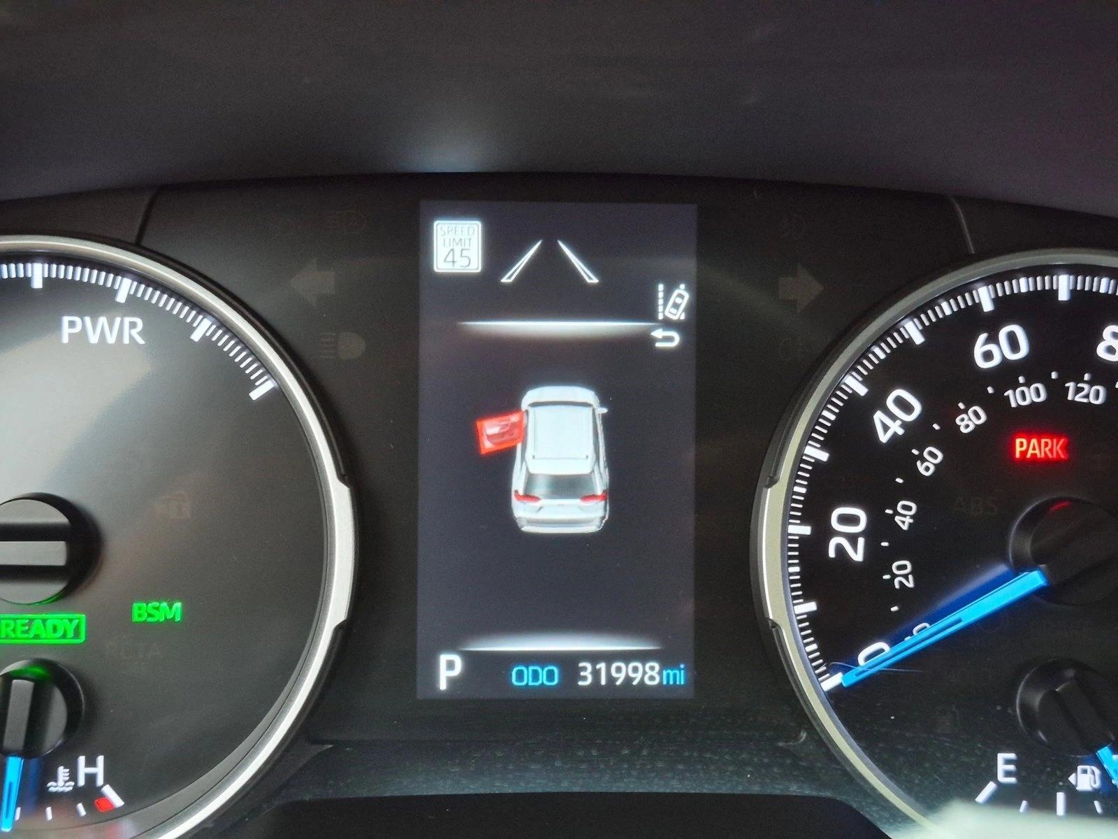 Used 2022 Blizzard Pearl Toyota Hybrid XLE Premium image 10
