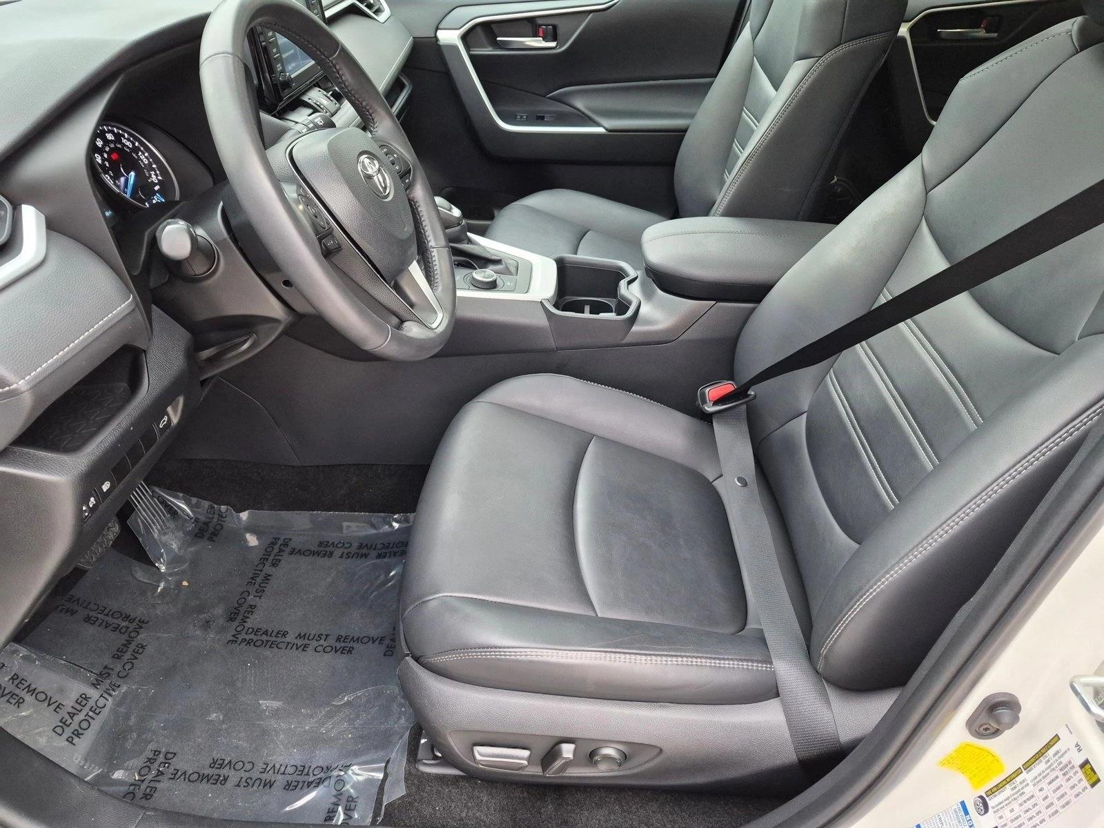 Used 2022 Blizzard Pearl Toyota Hybrid XLE Premium image 15