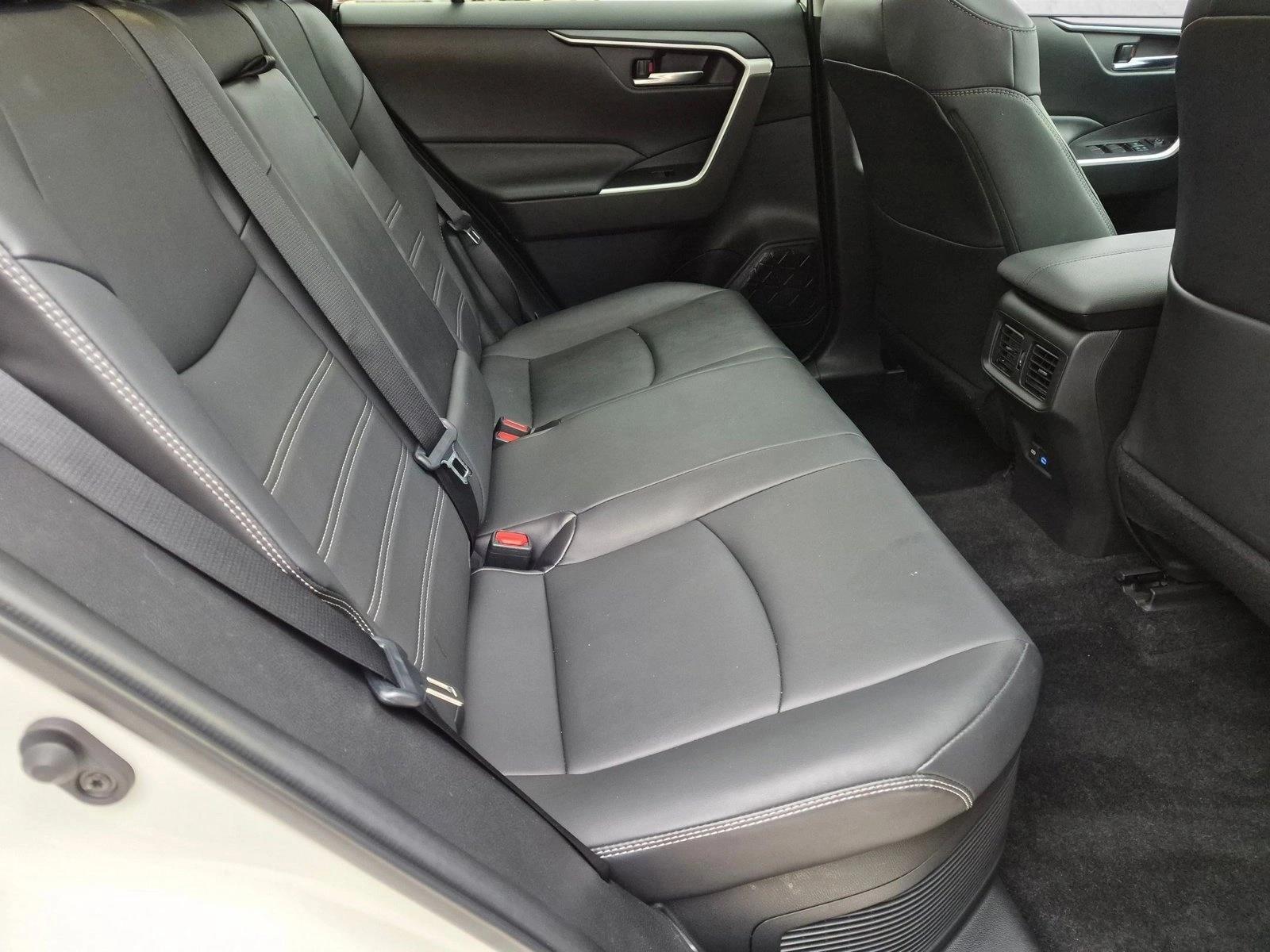 Used 2022 Blizzard Pearl Toyota Hybrid XLE Premium image 19