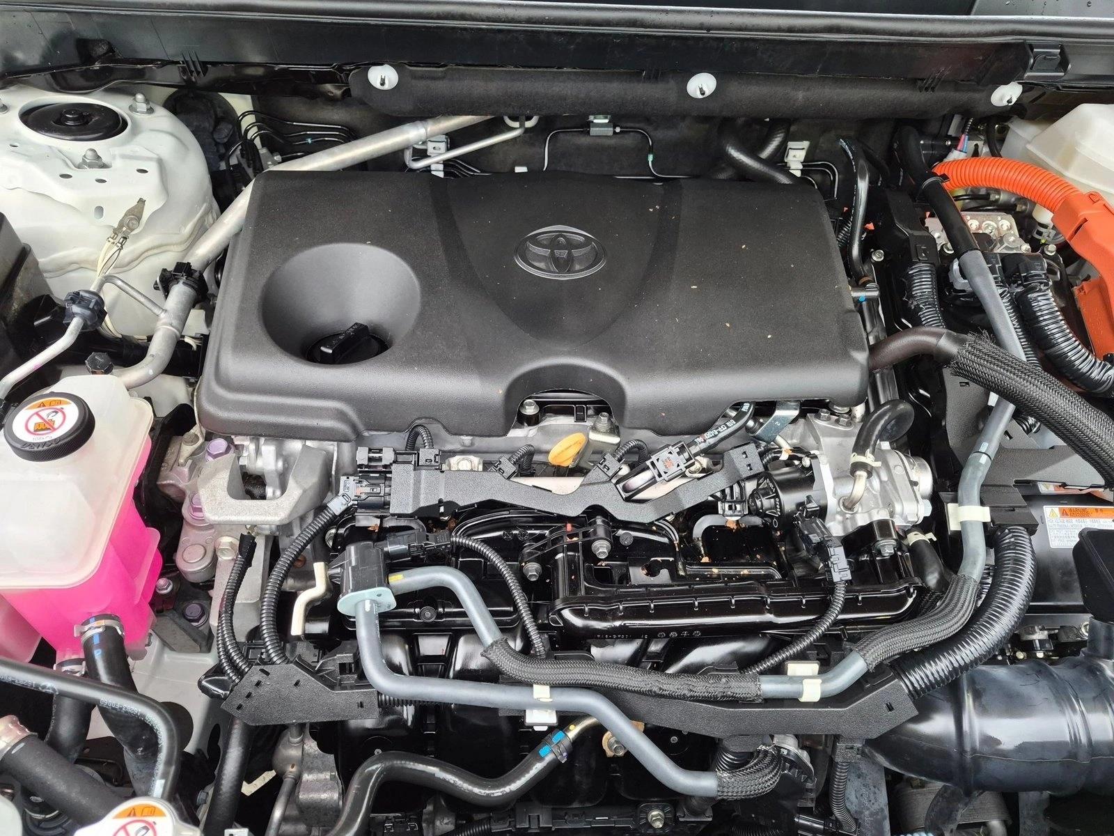 Used 2022 Blizzard Pearl Toyota Hybrid XLE Premium image 22