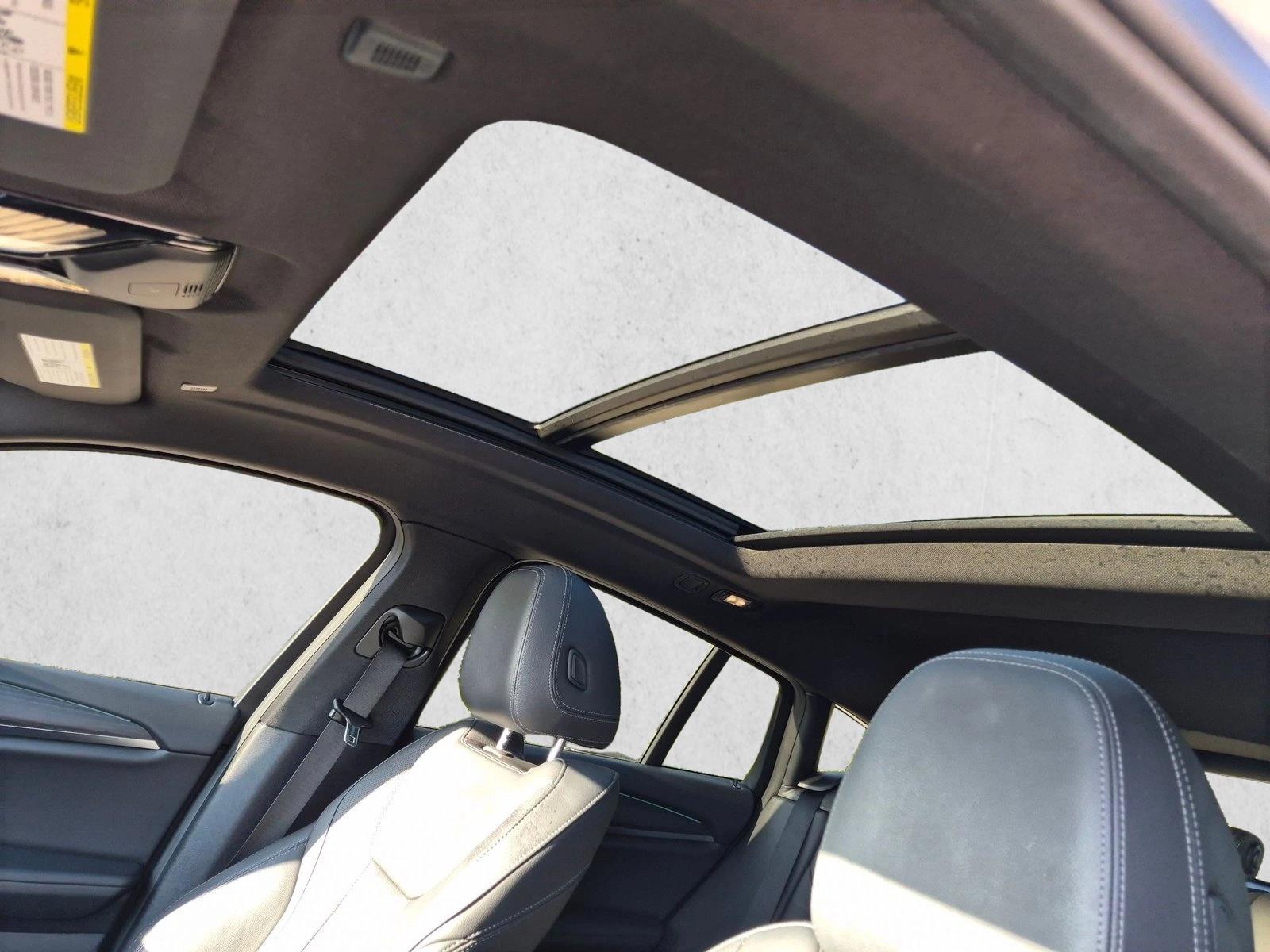Used 2022 Brooklyn Grey Metallic BMW xDrive30i image 15