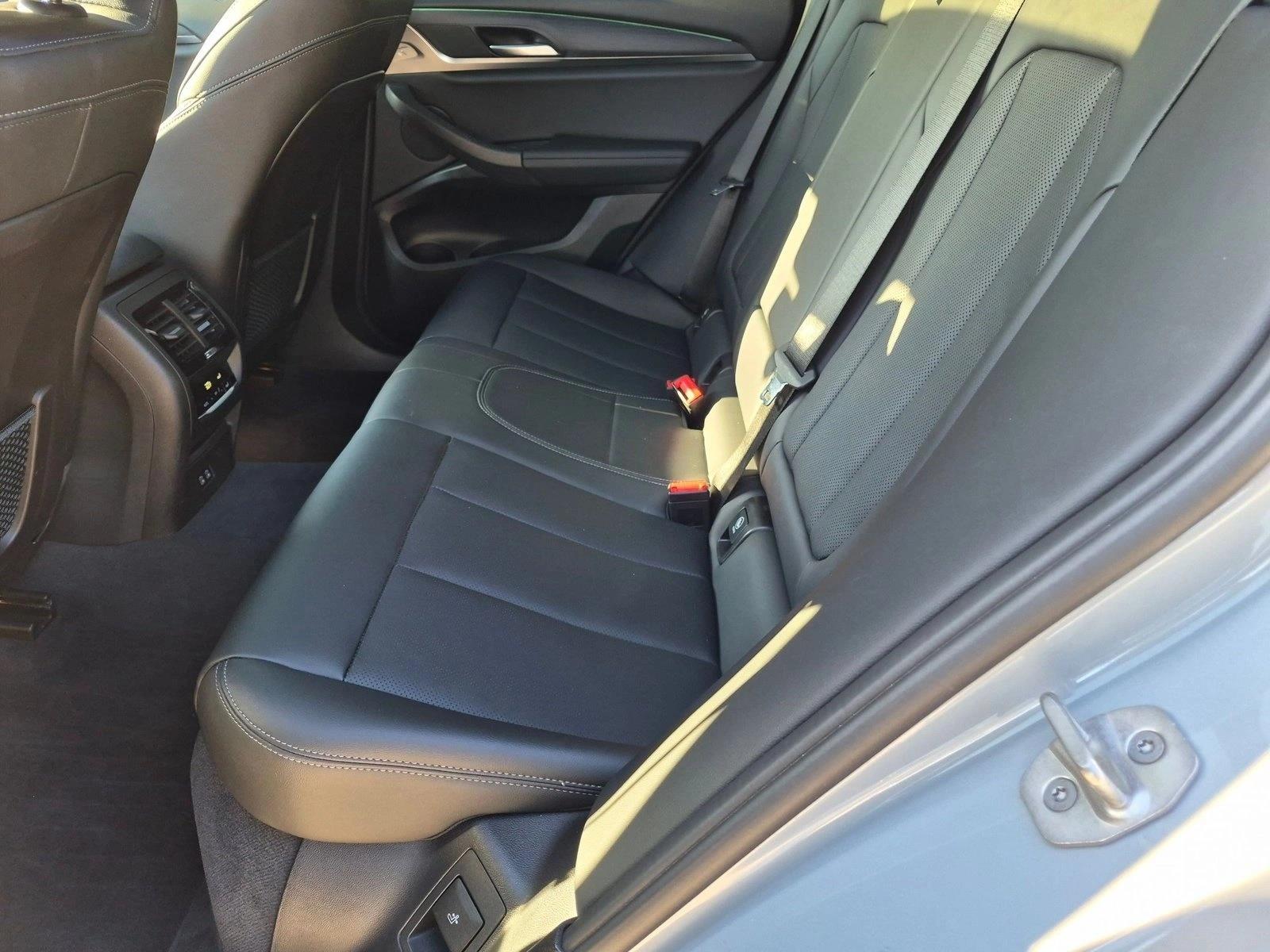 Used 2022 Brooklyn Grey Metallic BMW xDrive30i image 17