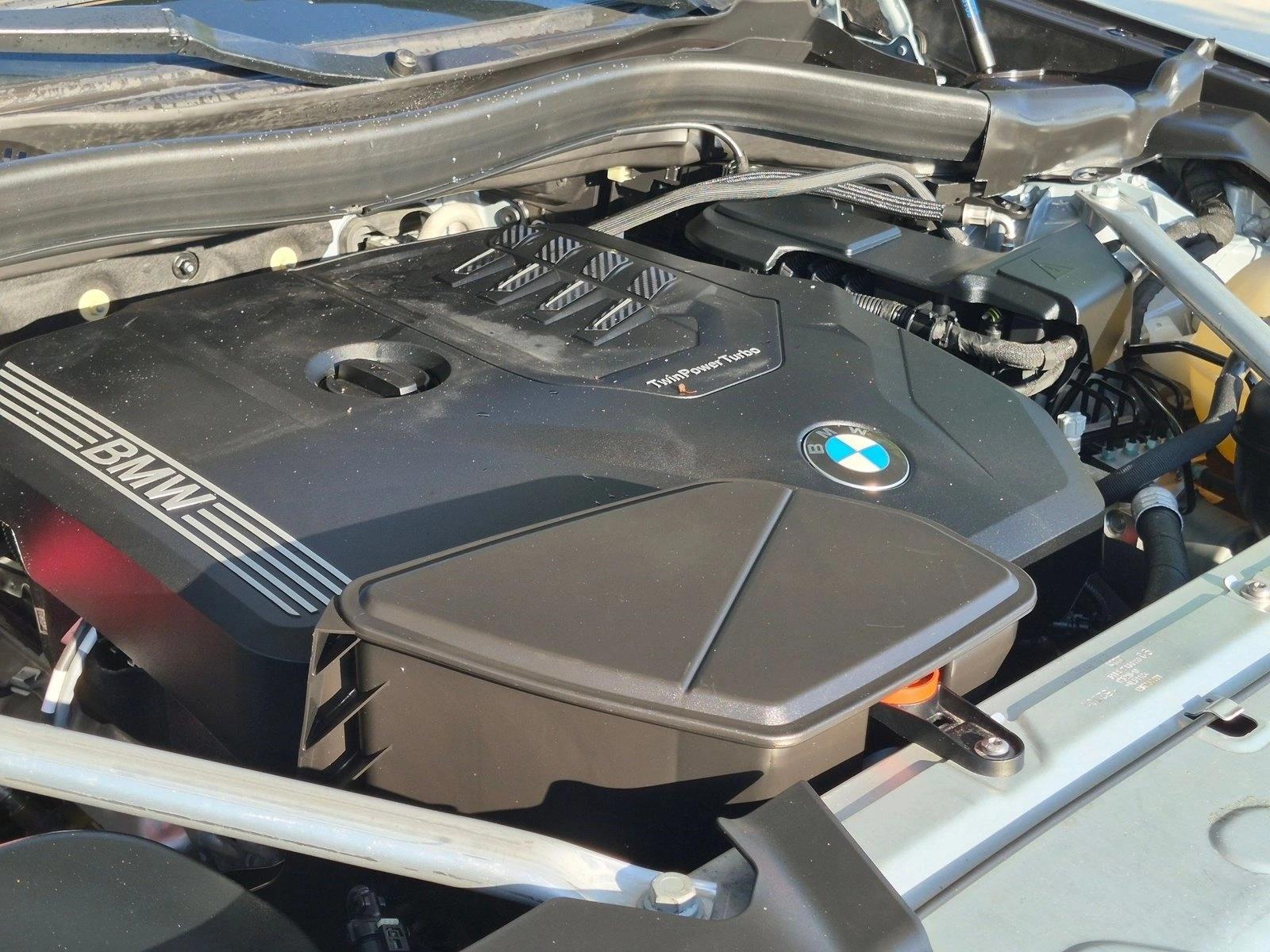 Used 2022 Brooklyn Grey Metallic BMW xDrive30i image 23