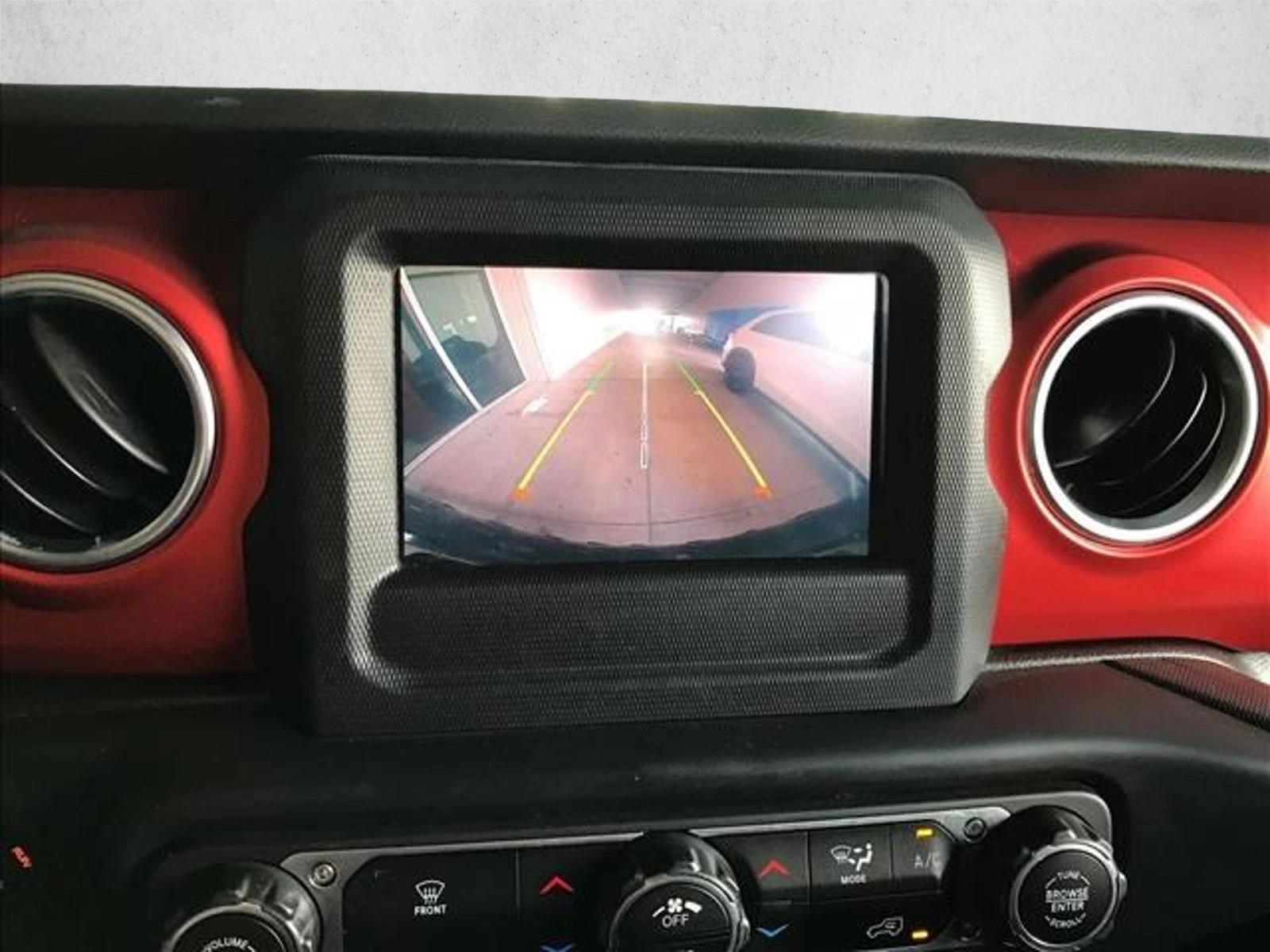 Used 2020 Bright White Clearcoat Jeep Rubicon image 10