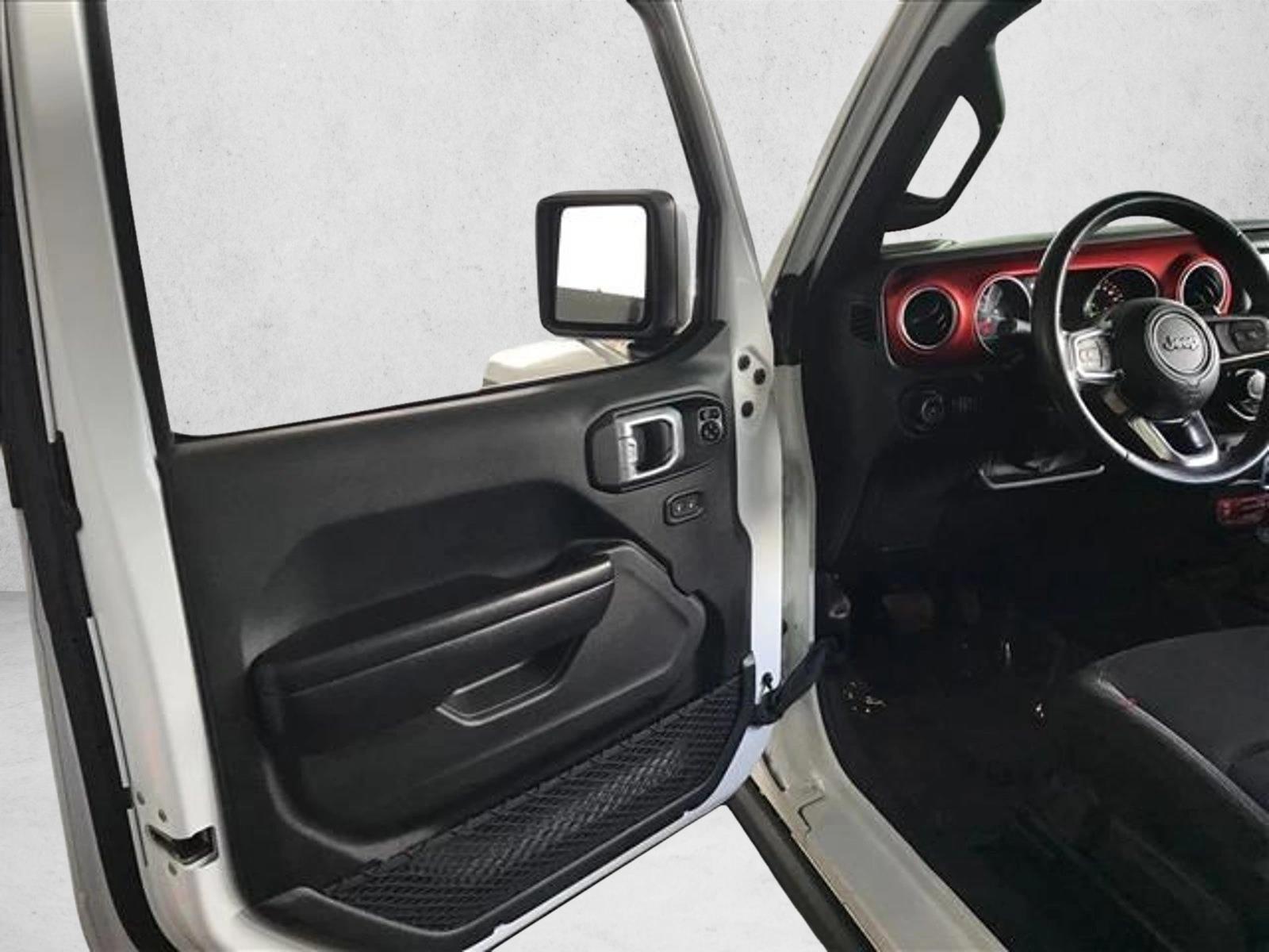 Used 2020 Bright White Clearcoat Jeep Rubicon image 14