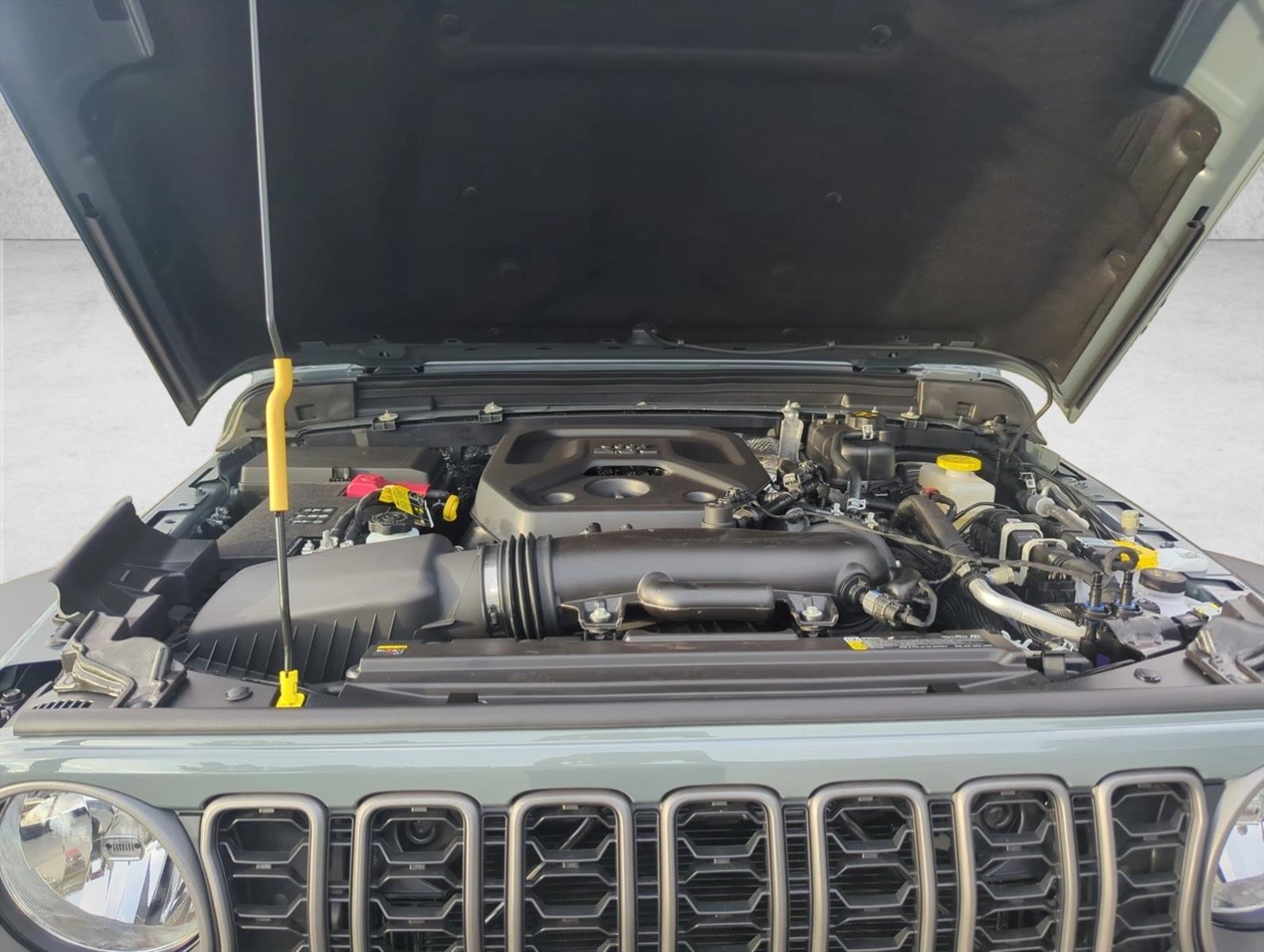 Used 2026 Anvil Clearcoat Jeep Sport image 18