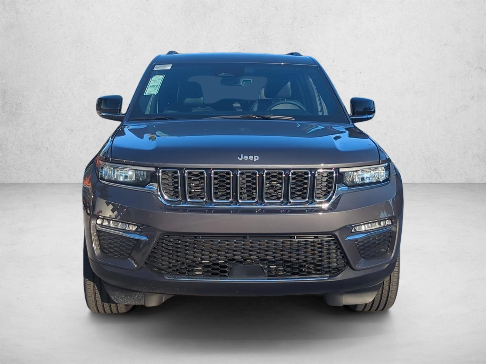 Used 2025 Baltic Gray Metallic Clearcoat Jeep Limited image 2
