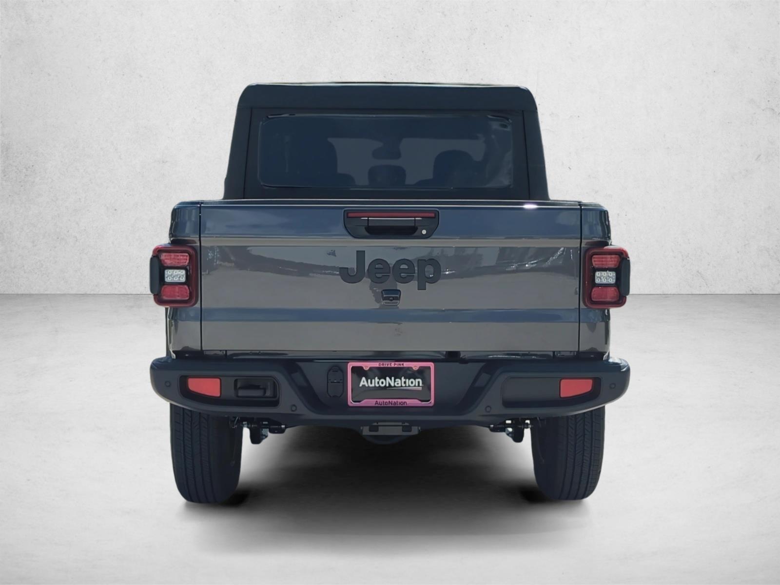 Used 2025 Granite Crystal Metallic Clearcoat Jeep Sport S image 8