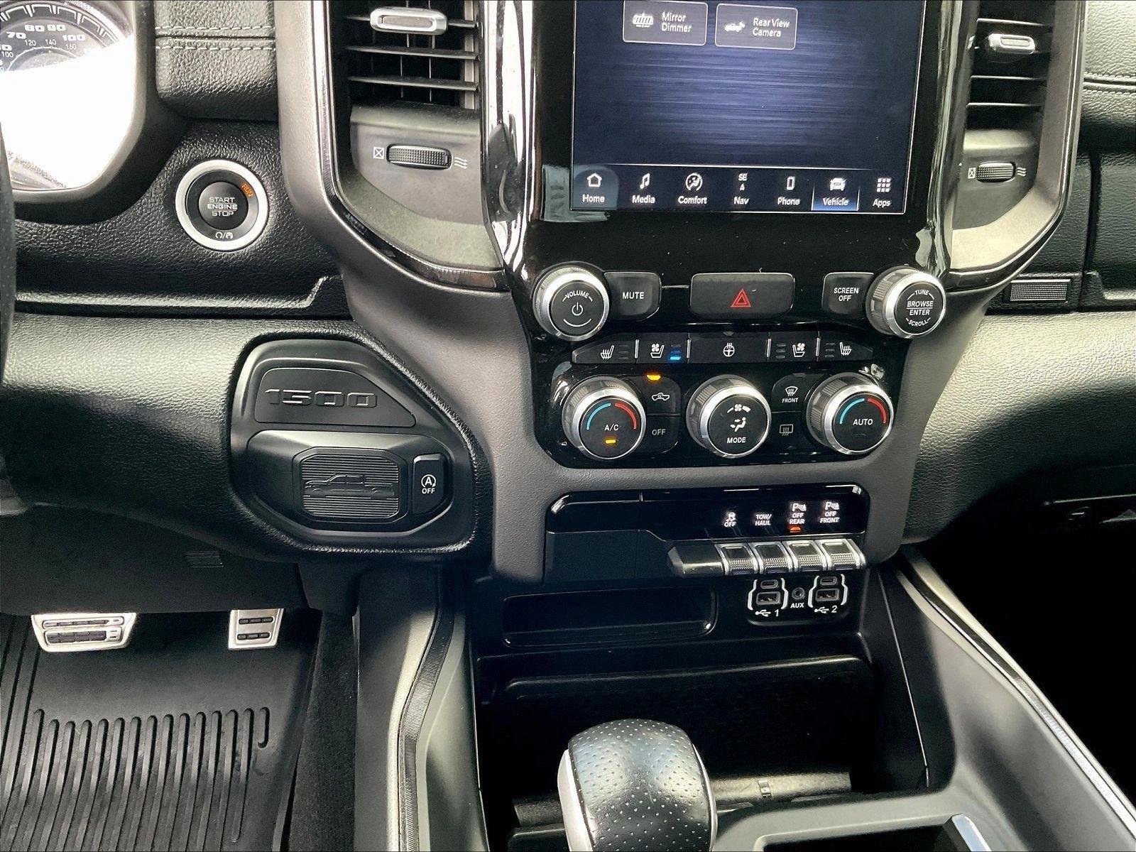 Used 2022 Granite Crystal Metallic Clearcoat Ram Laramie image 23