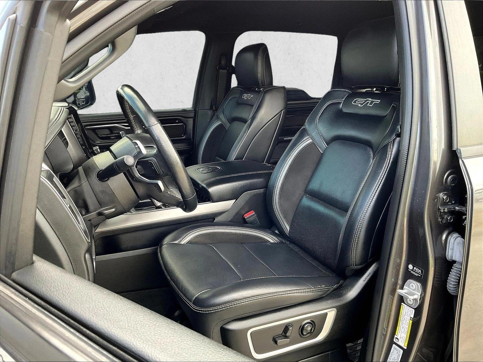 Used 2022 Granite Crystal Metallic Clearcoat Ram Laramie image 26