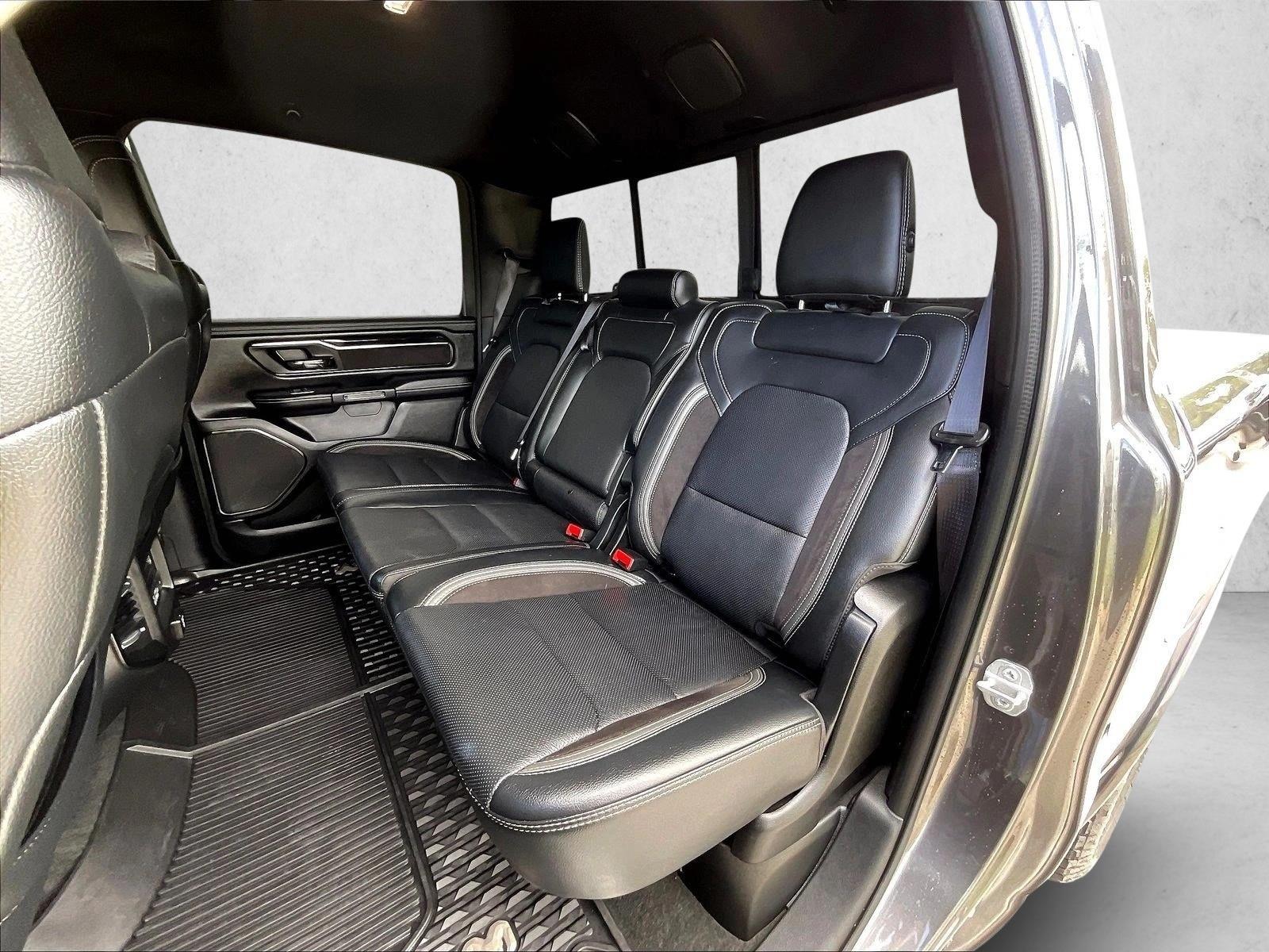 Used 2022 Granite Crystal Metallic Clearcoat Ram Laramie image 27